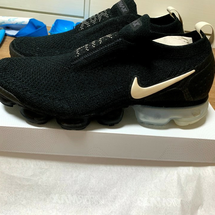 Nike Air VaporMax Moc 2 Black Light Cream 착용 스타일 - 2