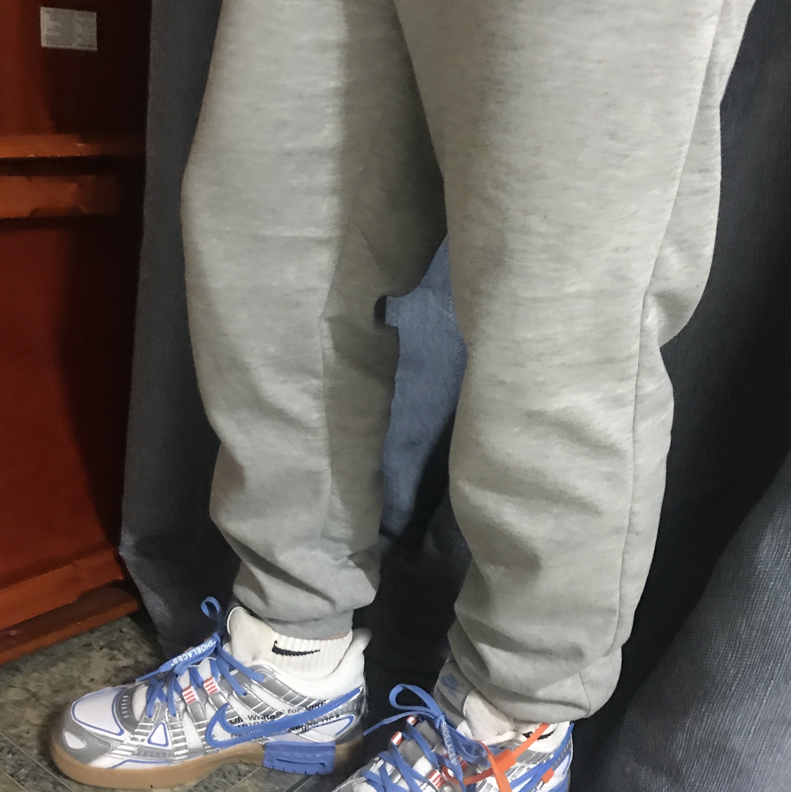 Nike x Off-White Air Rubber Dunk University Blue 착용 스타일
