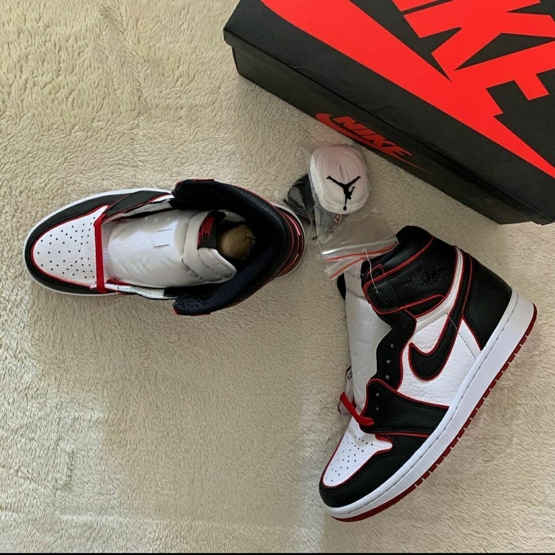 Jordan 1 Retro High OG Bloodline 착용 스타일