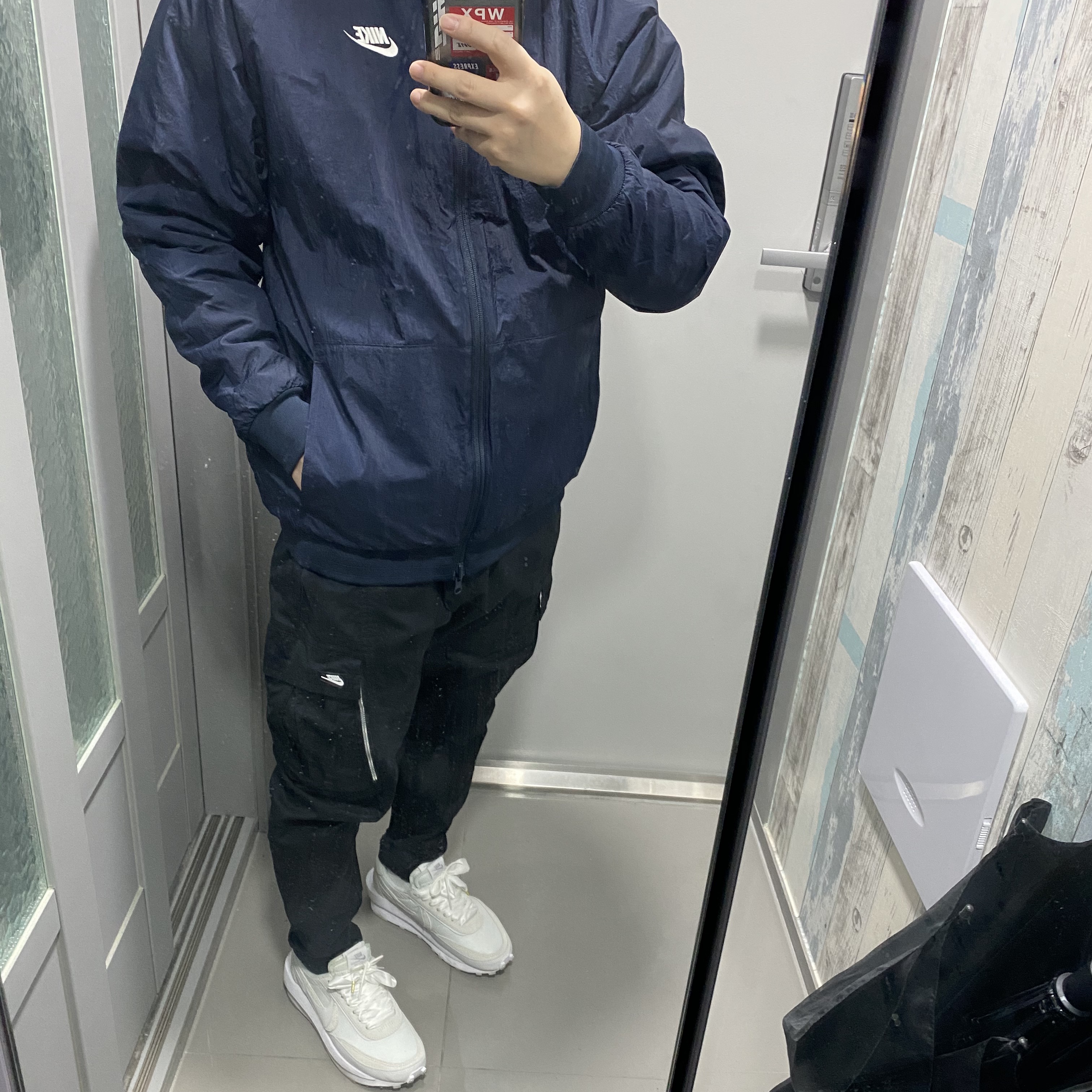 Nike Big Swoosh Full Zip Jacket White Navy, Nike x Sacai LDWaffle White Nylon 착용 스타일