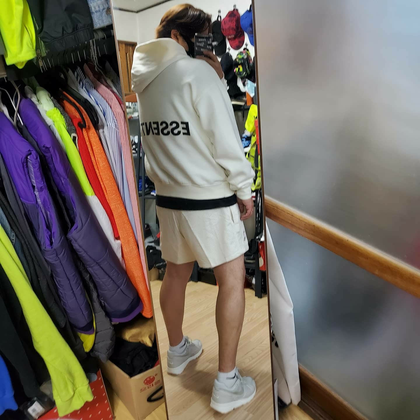 Nike x Fear of God Basketball Shorts String, Nike x Fear of God Air Skylon 2 Light Bone 착용 스타일 - 2