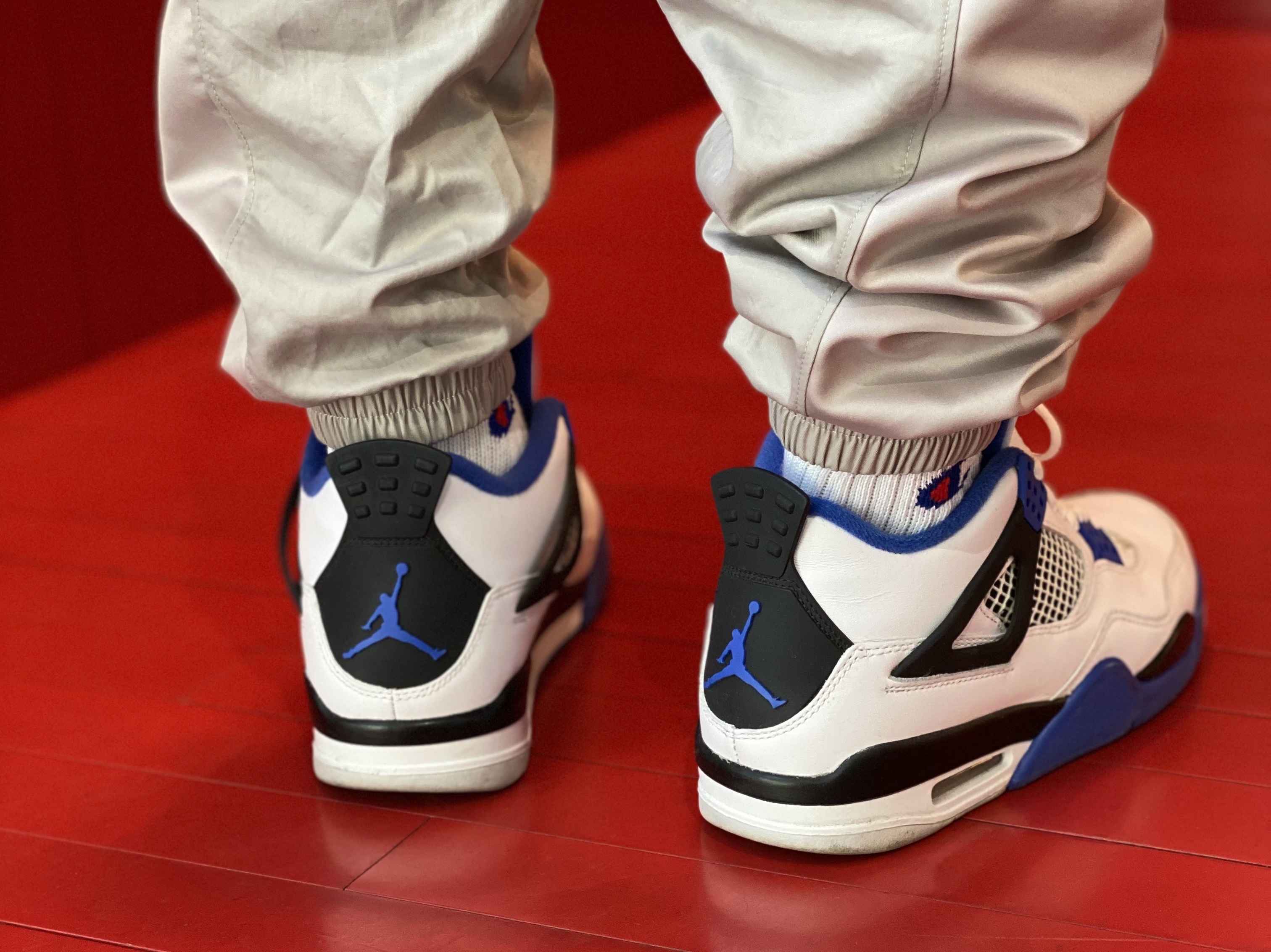 Jordan 4 Retro Motorsports 2017 착용 스타일 - 2