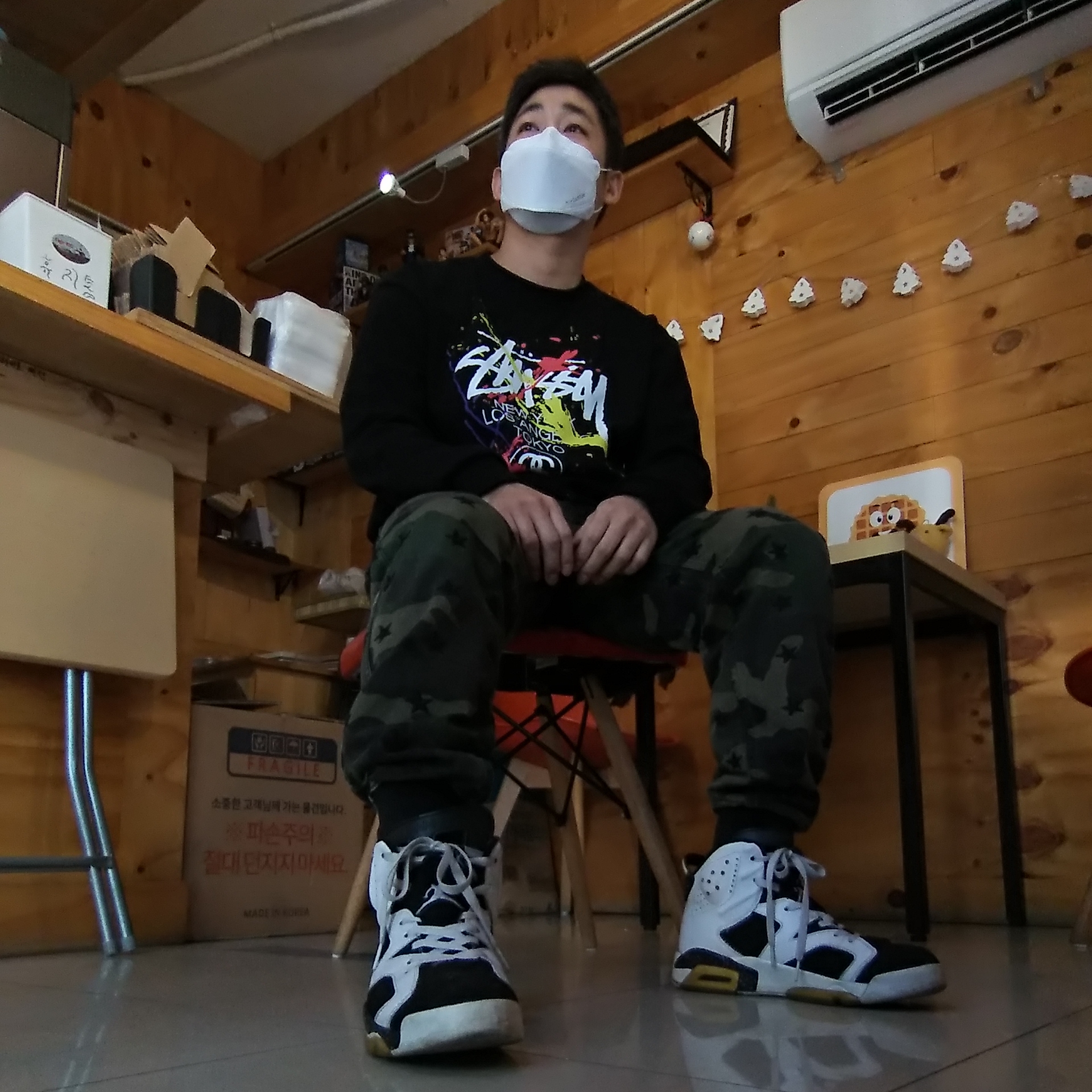 Jordan 6 Retro Oreo 착용 스타일