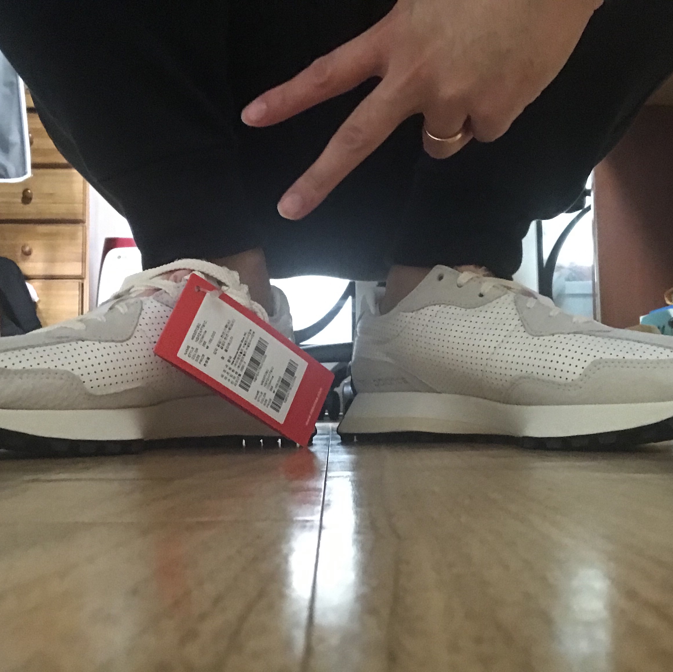 New Balance x Casablanca 327 Idealist Off White Green 착용 스타일