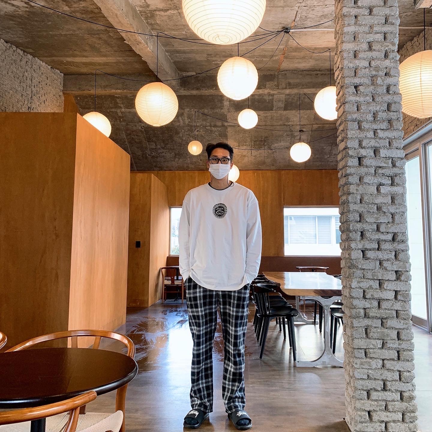Nike x Stussy Big Swoosh LS T-Shirt White - US/EU, Nike x Stussy Benassi Slide Black 착용 스타일