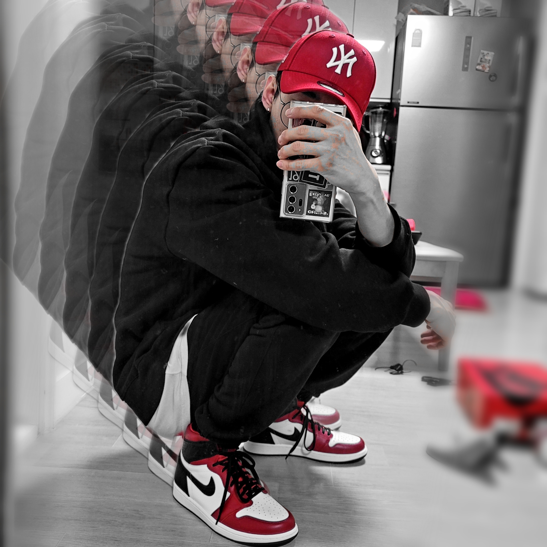 (W) Jordan 1 Retro High Satin Red 착용 스타일