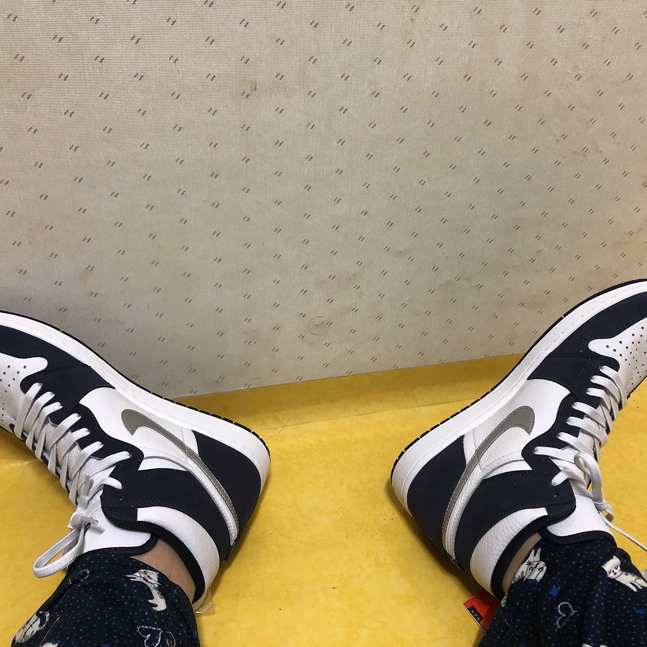 Jordan 1 Retro High OG CO.JP Midnight Navy 착용 스타일