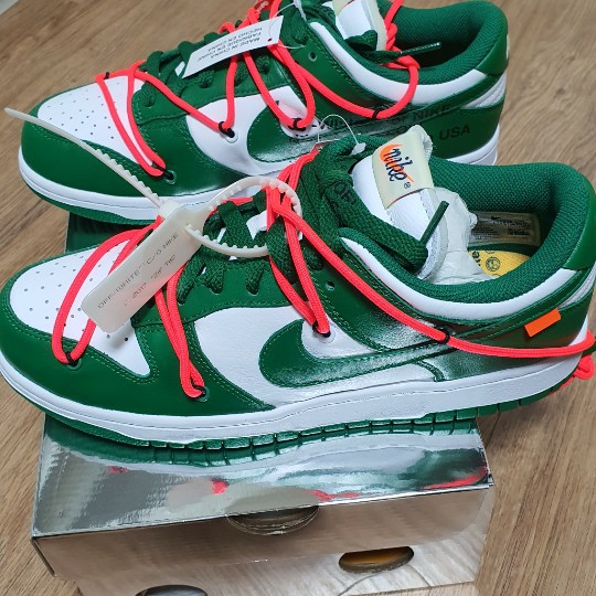 Nike x Off-White Dunk Low Pine Green 착용 스타일 - 3