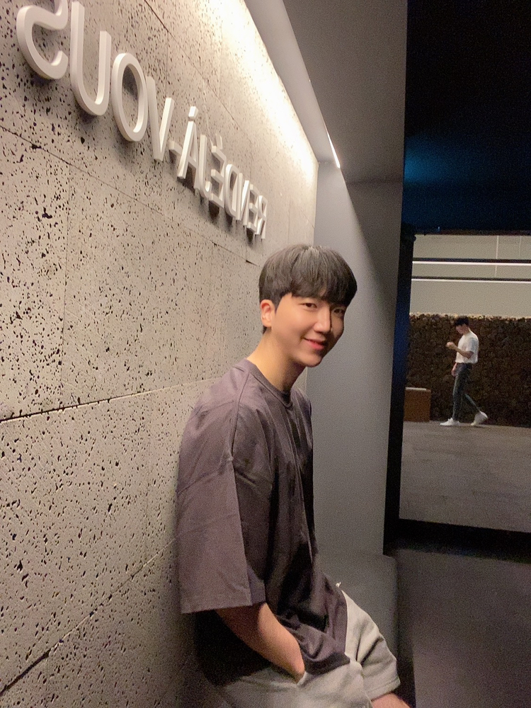 KREAM 프로필 이미지