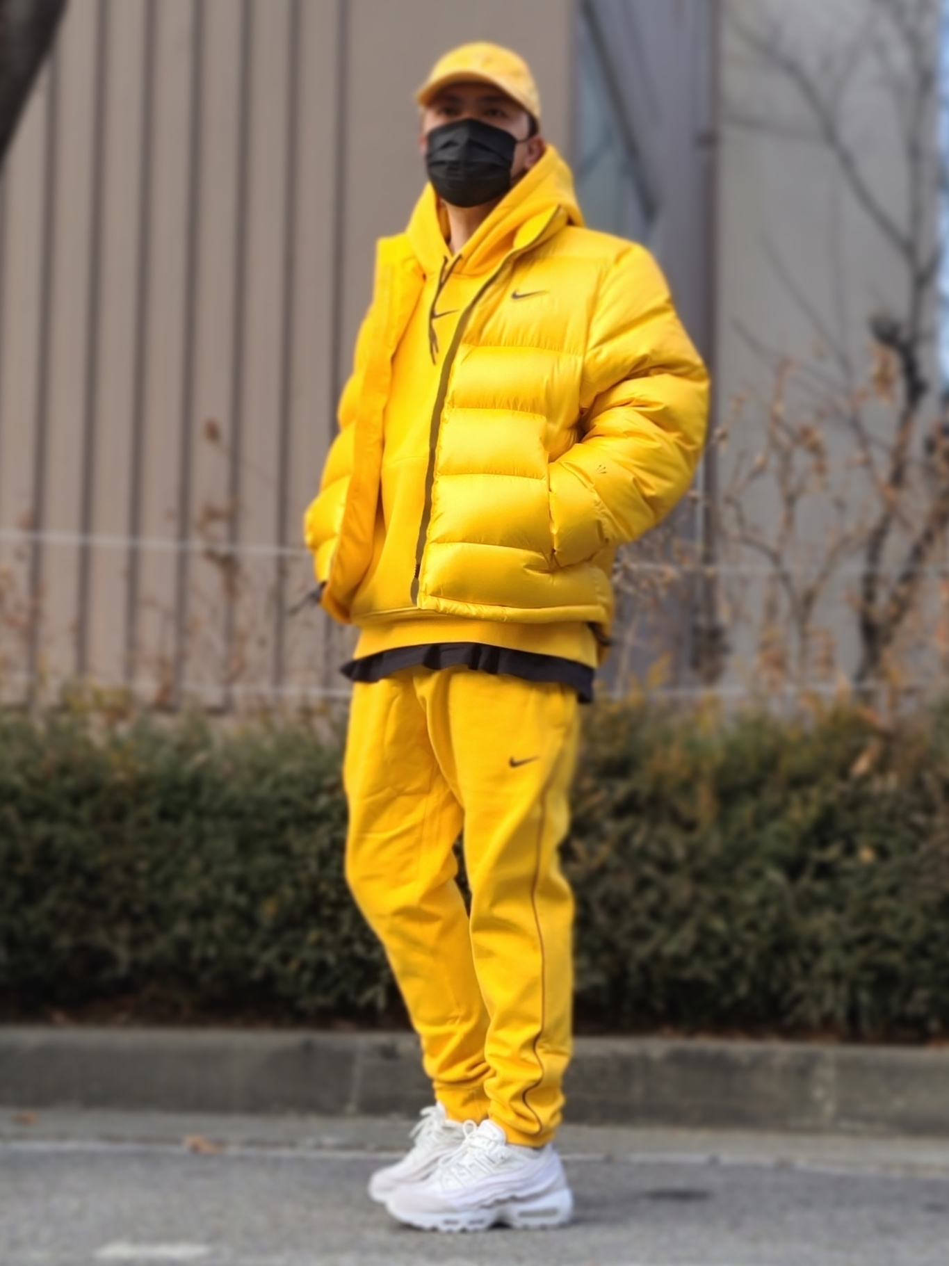 Nike x Drake Nocta Fleece Pants University Gold - Asia, Nike x Drake Nocta Puffer Jacket University Gold - Asia 착용 스타일