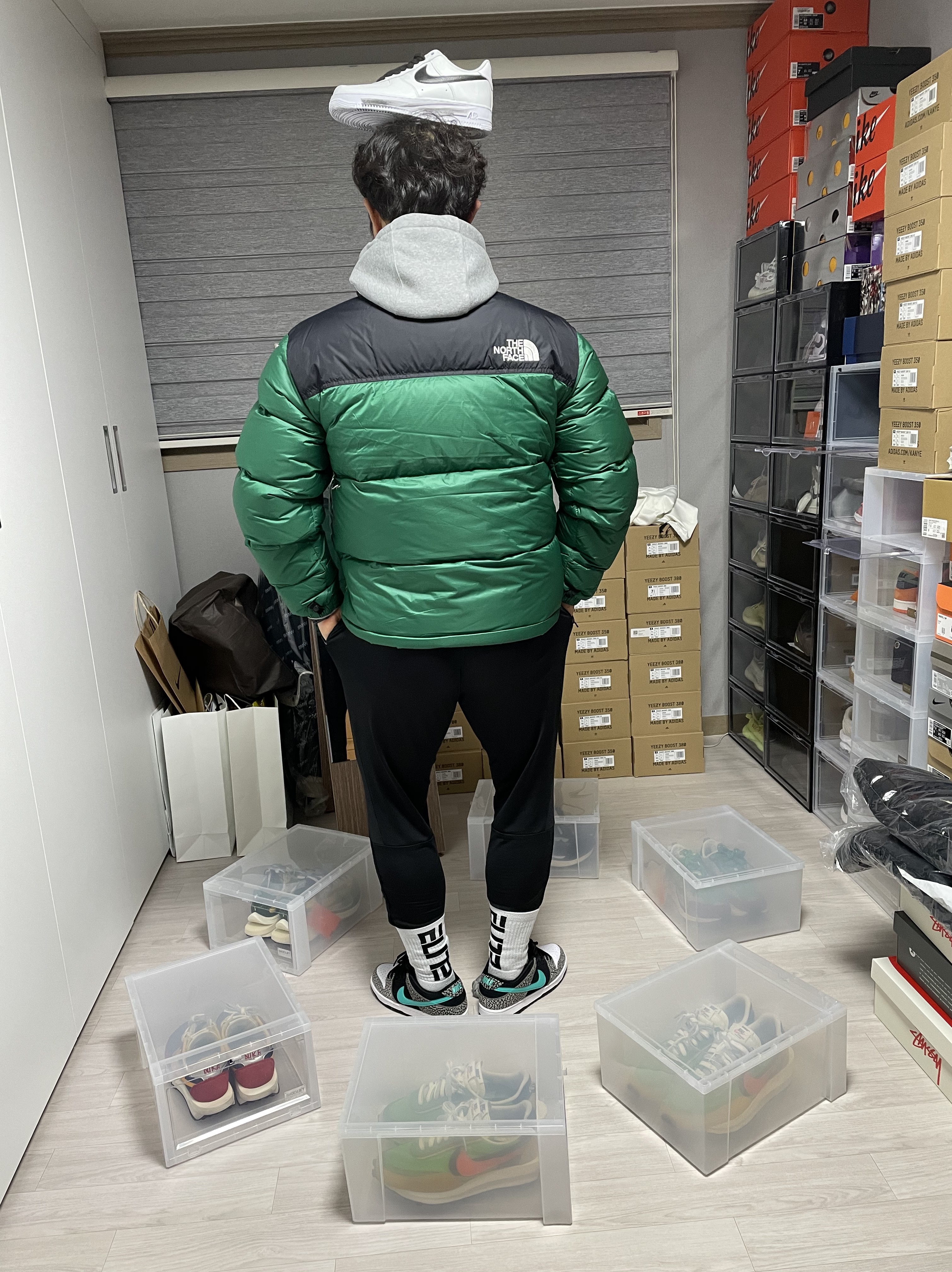 Nike SB Dunk Low Pro Clear Jade, Nike x Peaceminusone Air Force 1 Low Para-Noise 2.0 착용 스타일 - 2