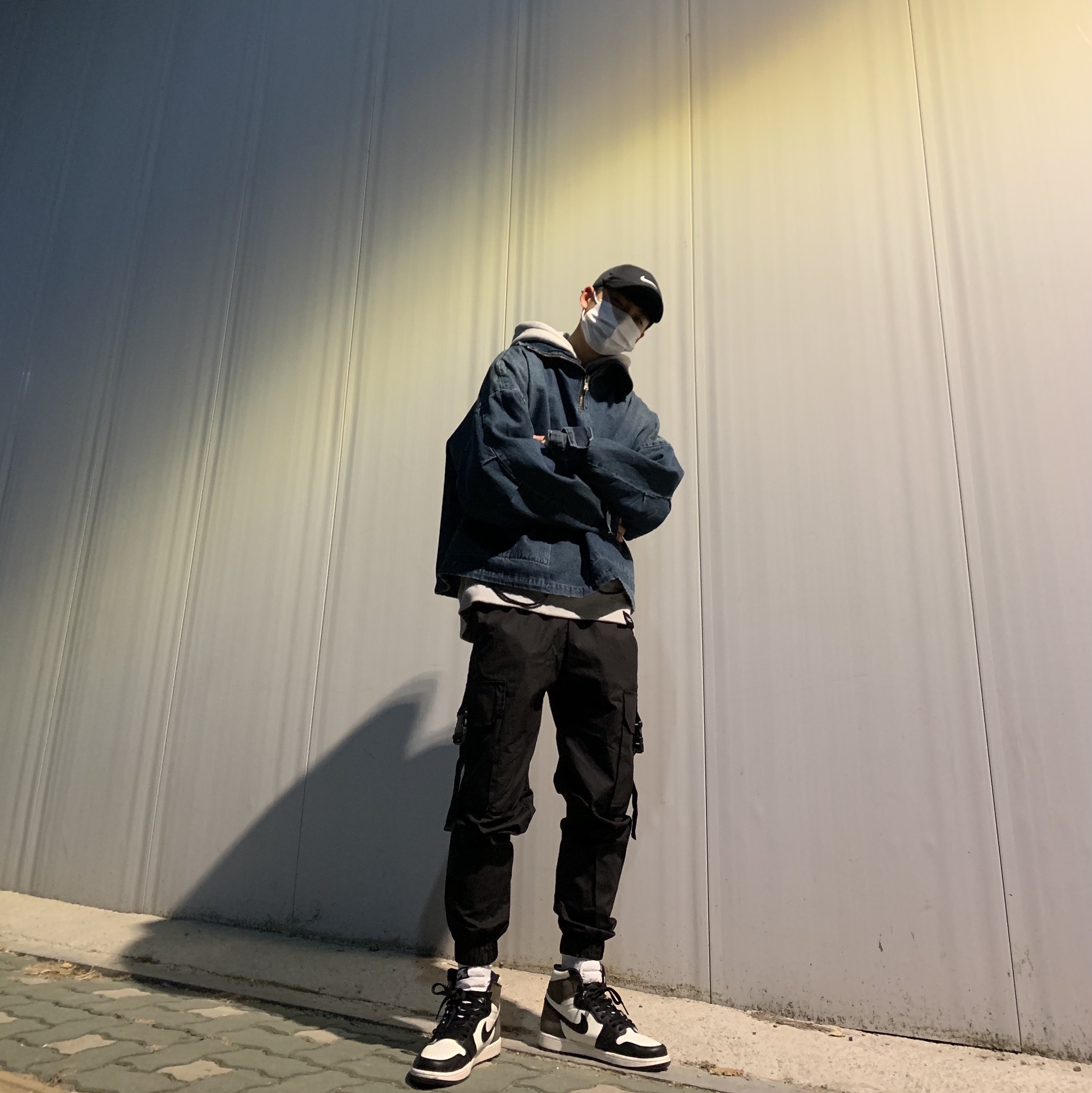 Jordan 1 Retro High OG Black Mocha 착용 스타일