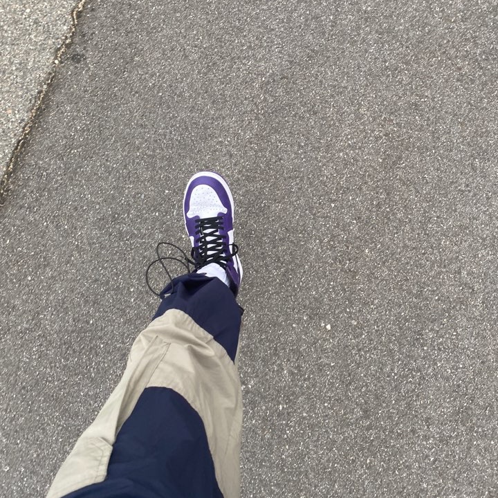 Jordan 1 Retro High OG Court Purple 2020 착용 스타일 - 3