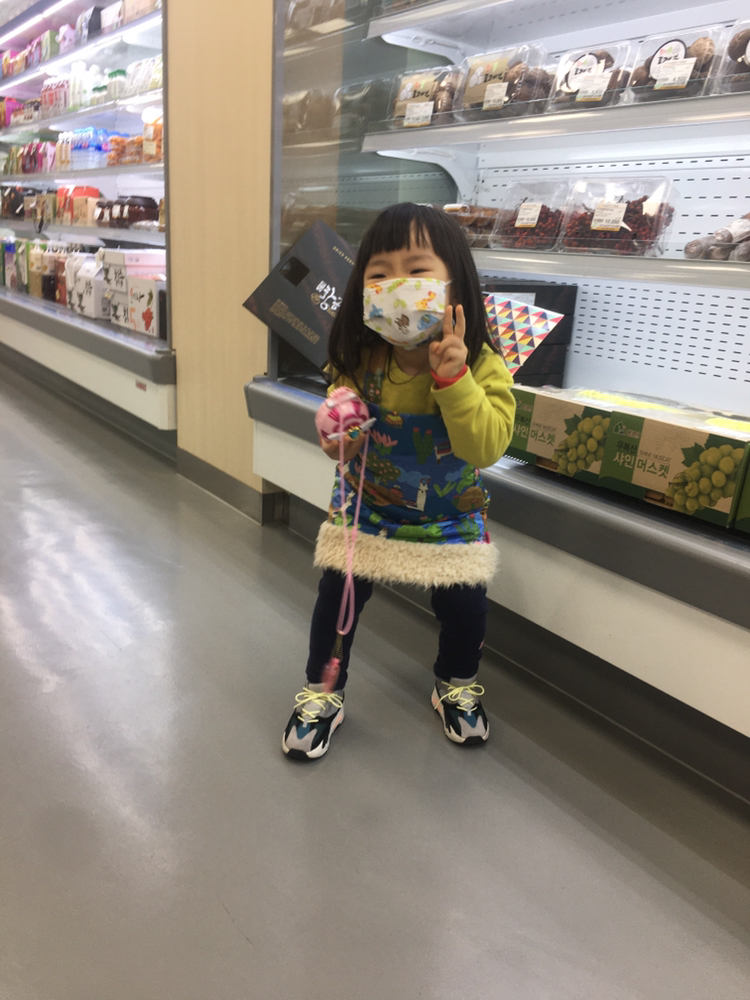 KREAM 프로필 이미지