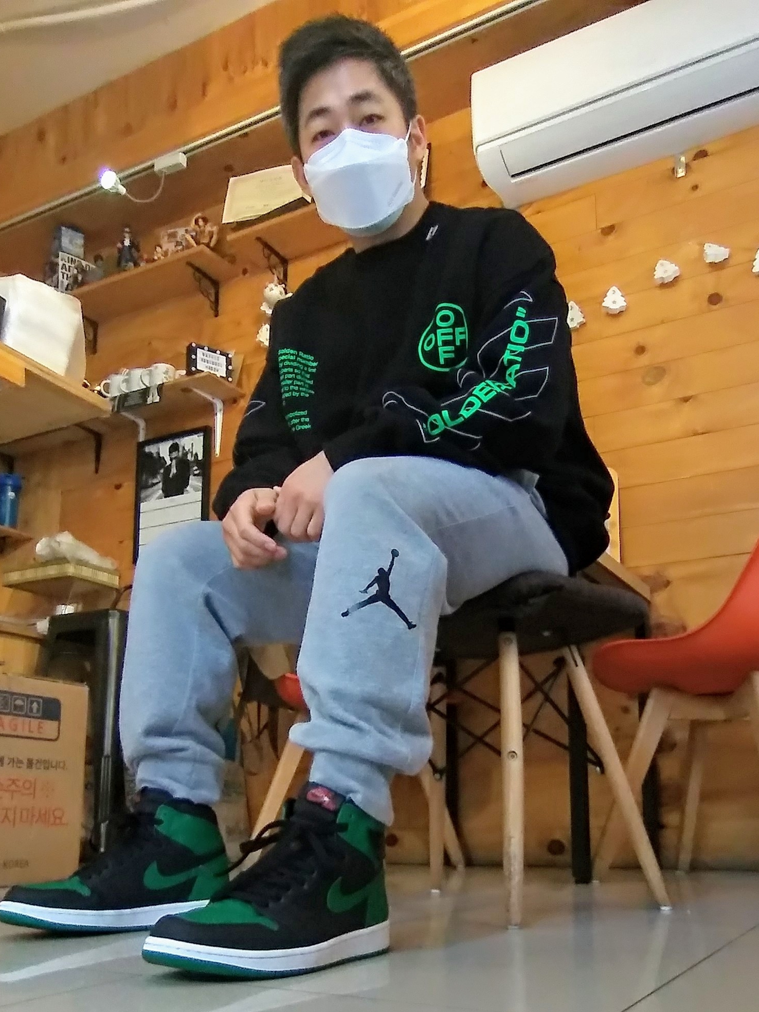 Jordan 1 Retro High OG Pine Green Black 착용 스타일