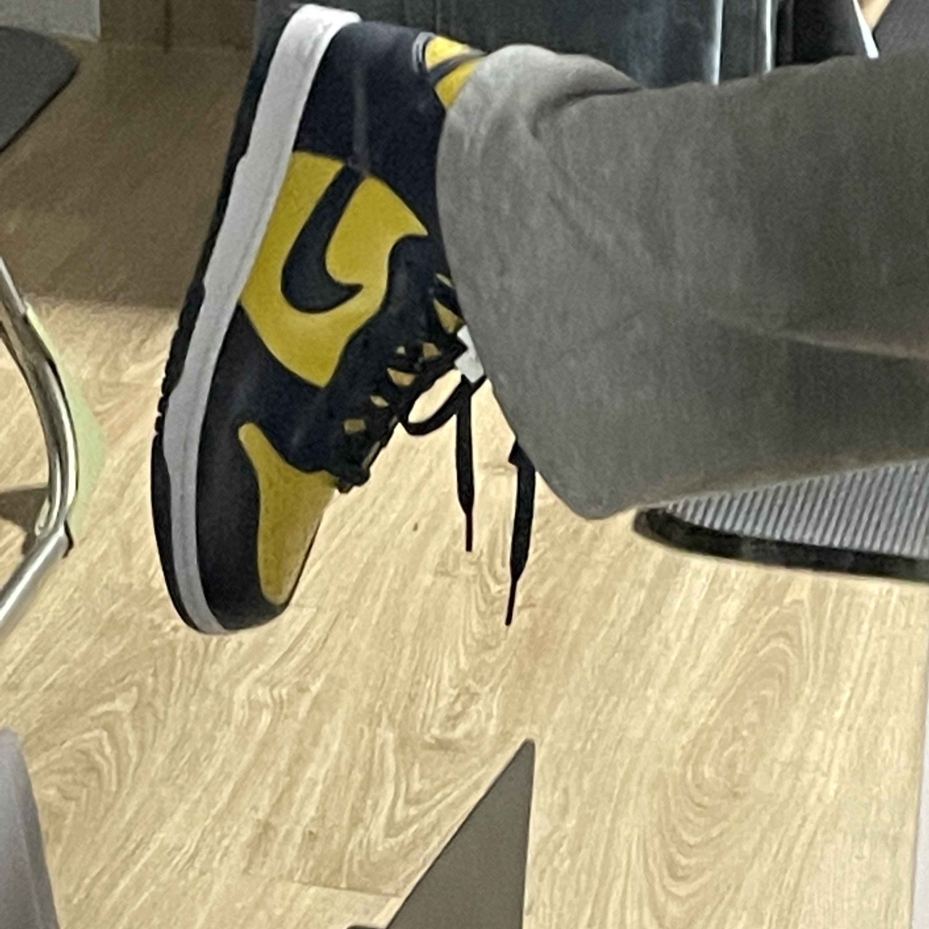Nike Dunk High SP Maize & Blue 착용 스타일