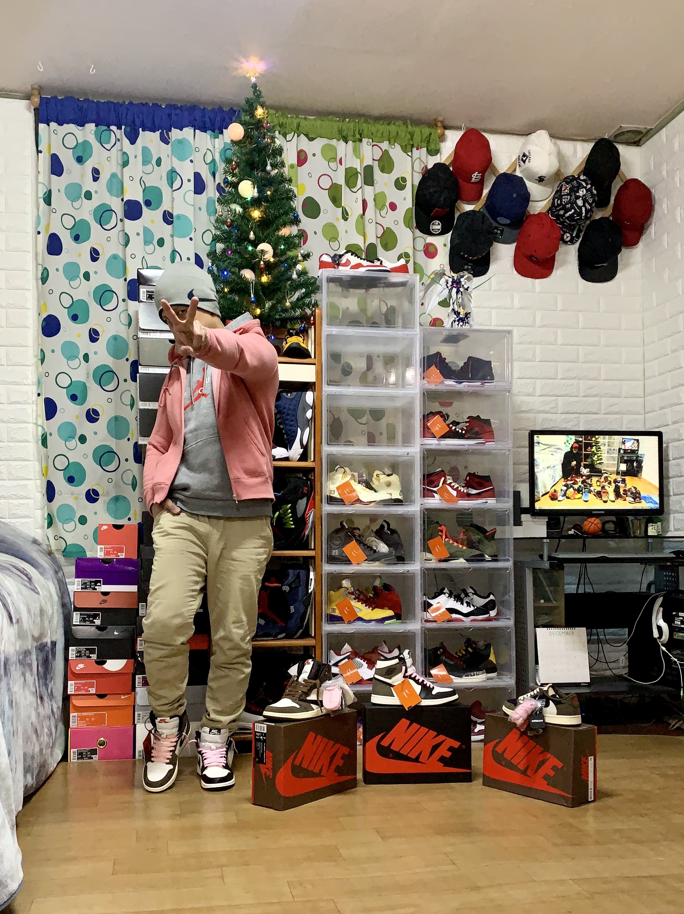 Jordan 1 x Travis Scott Retro High OG SP Mocha, Jordan 1 x Travis Scott Retro Low OG SP Mocha 착용 스타일 - 4