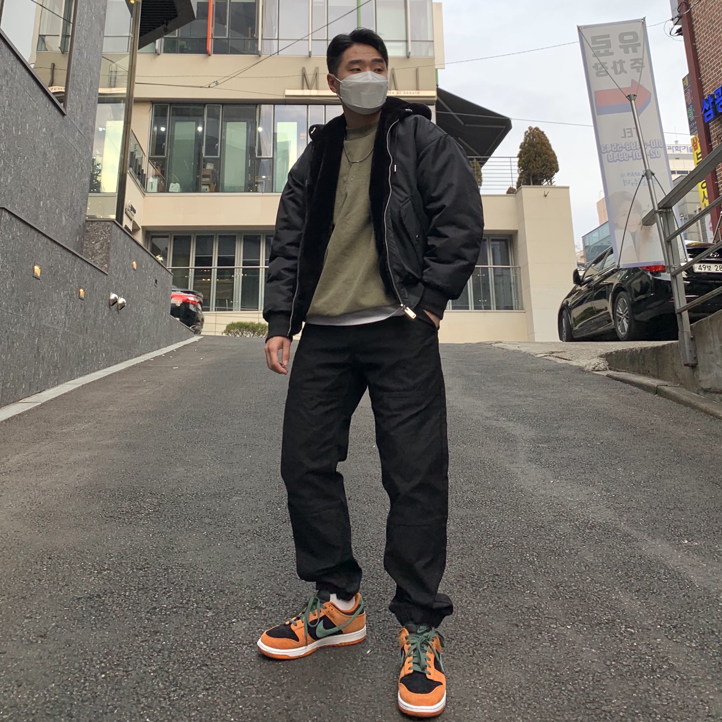 Nike Dunk Low SP Ceramic 착용 스타일 - 2