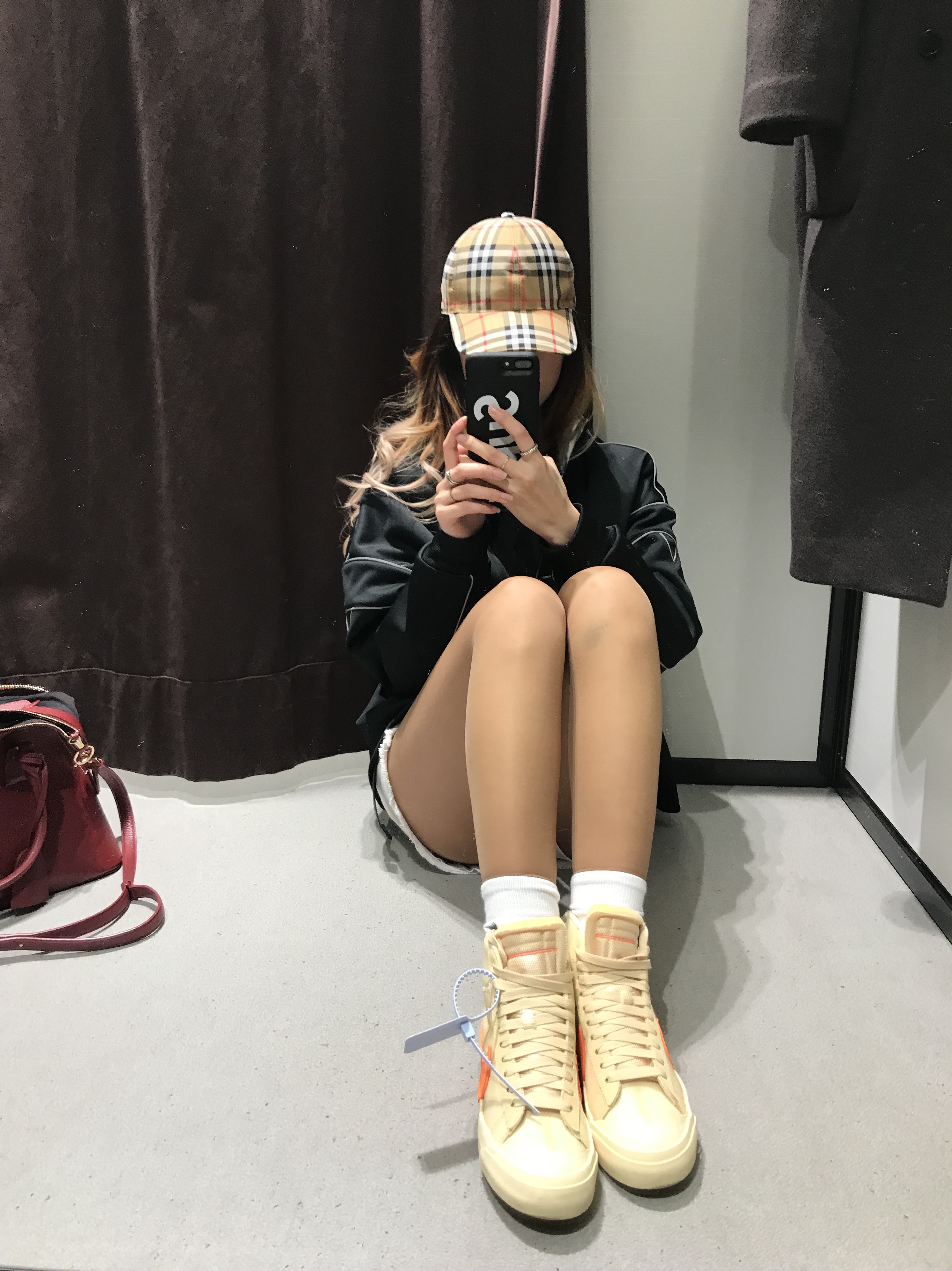 Nike x Off-White Blazer Mid Off-White All Hallow's Eve 착용 스타일 - 1