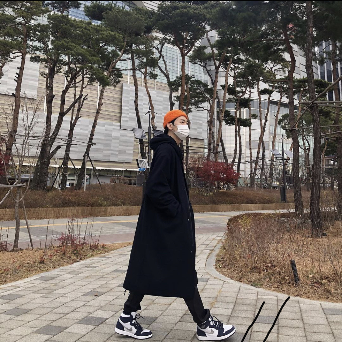 Jordan 1 Retro High OG CO.JP Midnight Navy 착용 스타일