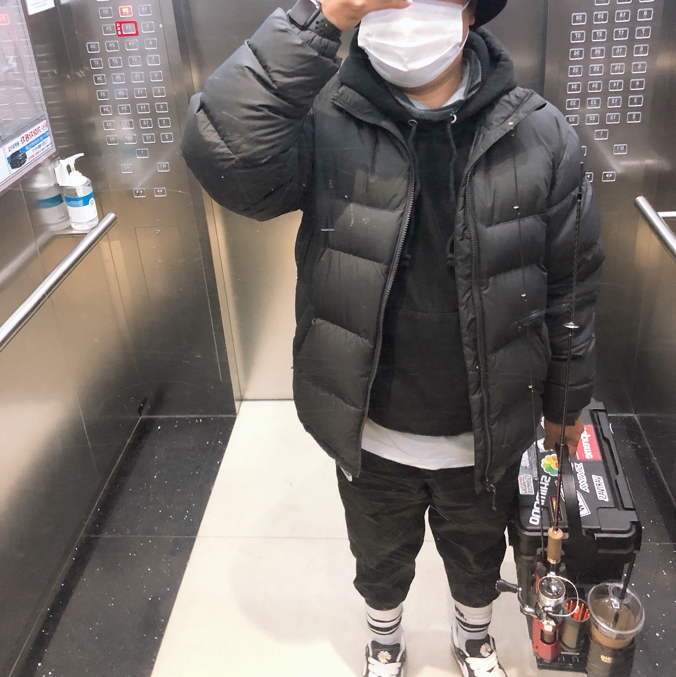 Nike x Peaceminusone Air Force 1 Low Para-Noise 착용 스타일