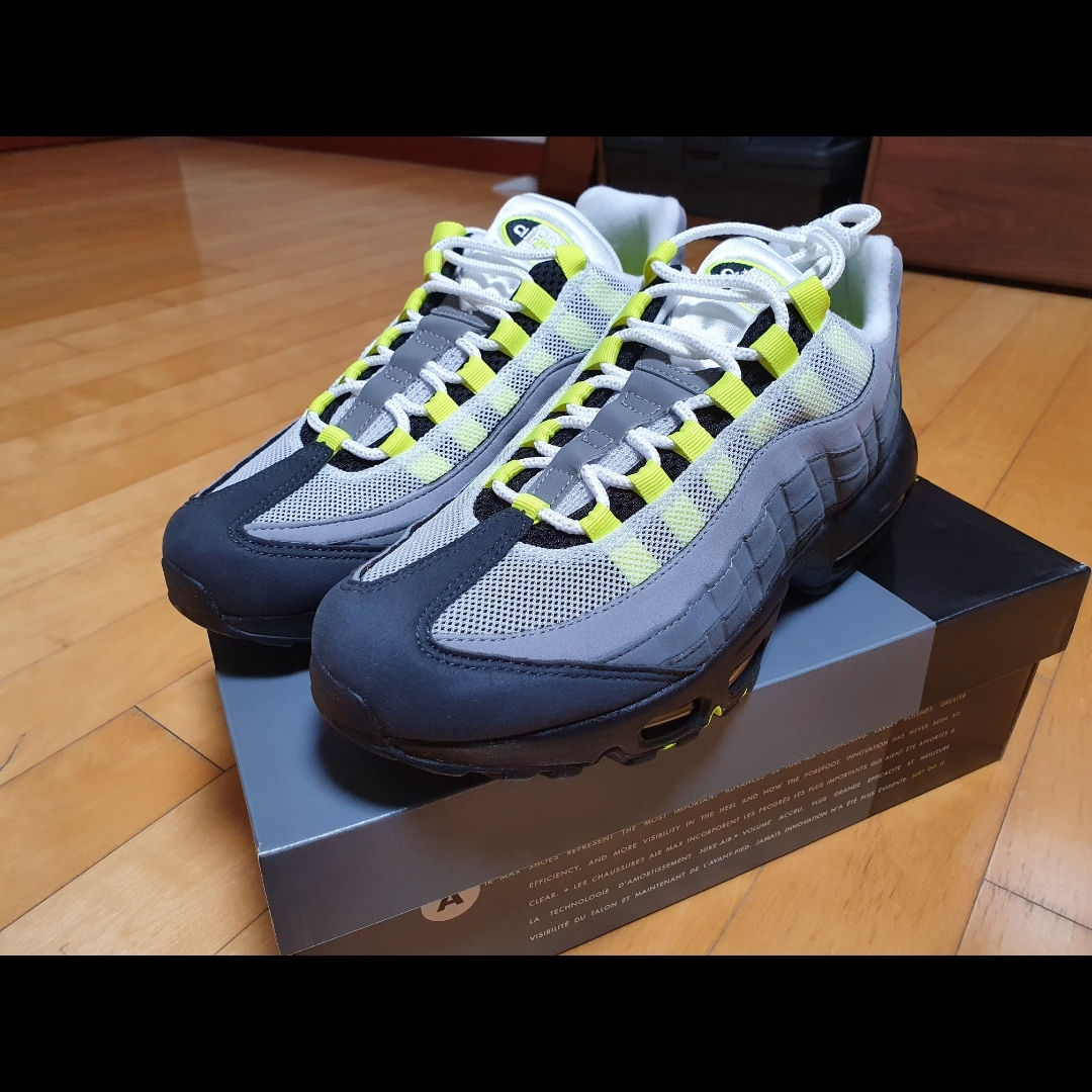 Nike Air Max 95 OG Neon Yellow 2020 착용 스타일 - 3