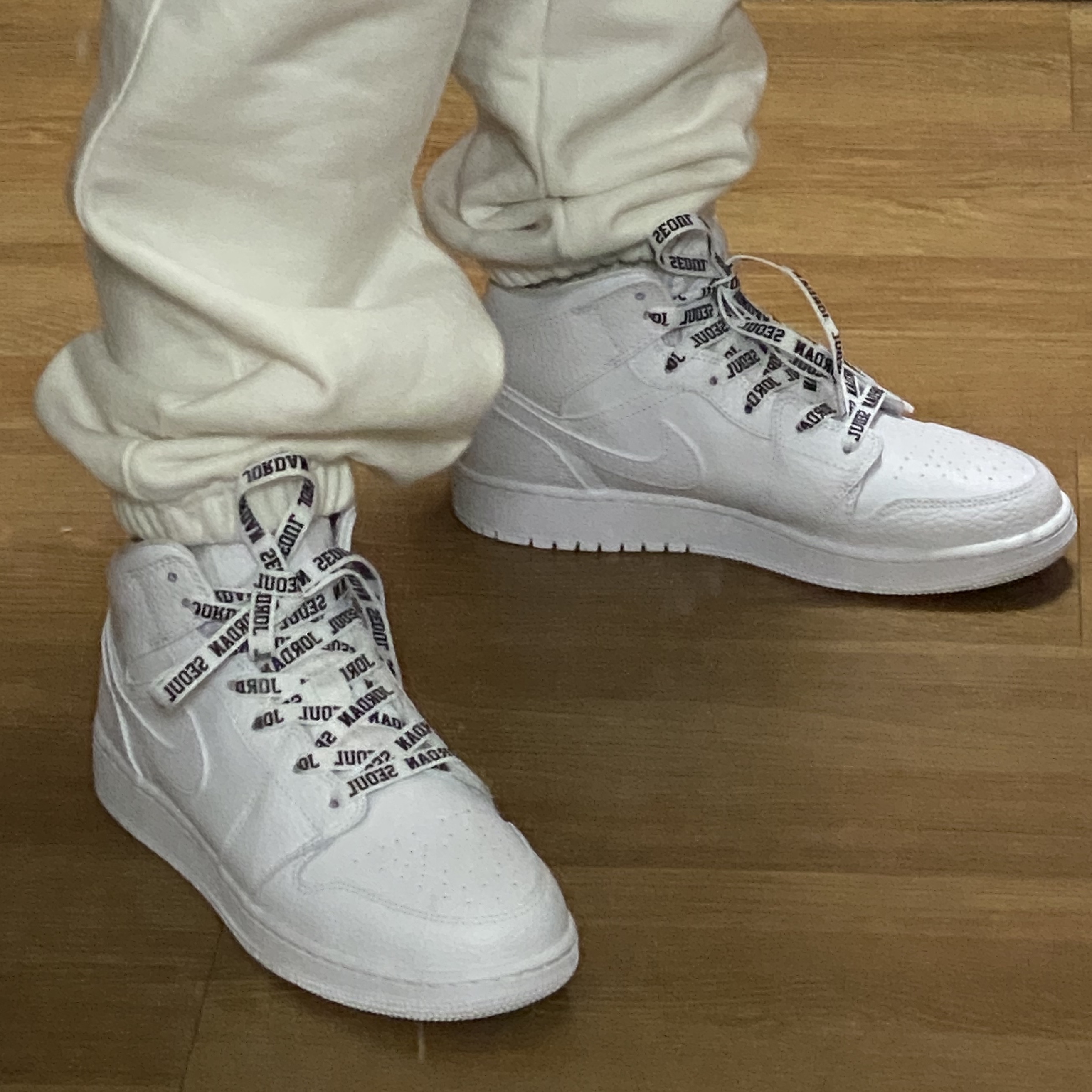 (GS) Jordan 1 Mid Triple White 착용 스타일 - 2