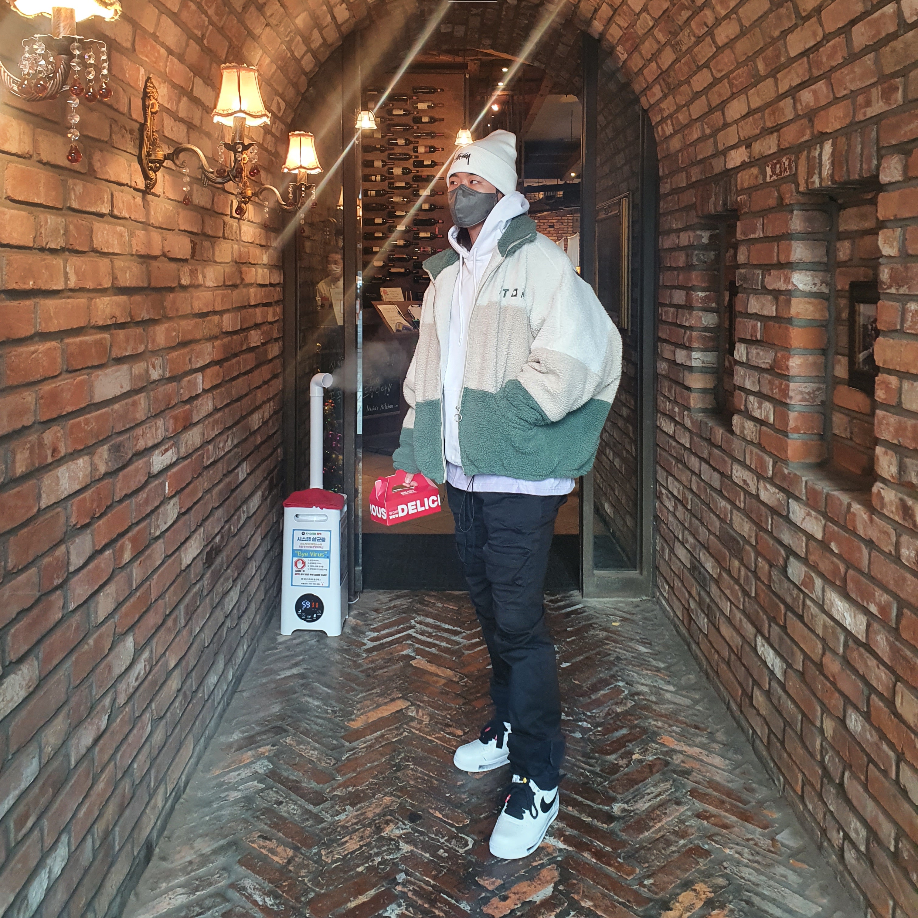Nike x Stussy Cuff Beanie White, Nike x Peaceminusone Air Force 1 Low Para-Noise 2.0 착용 스타일