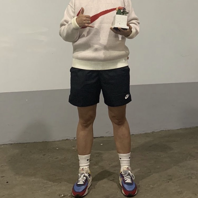 Nike x Sacai LDWaffle Blue Multi, Supreme x Nike Swoosh Sweater White - 19SS 착용 스타일