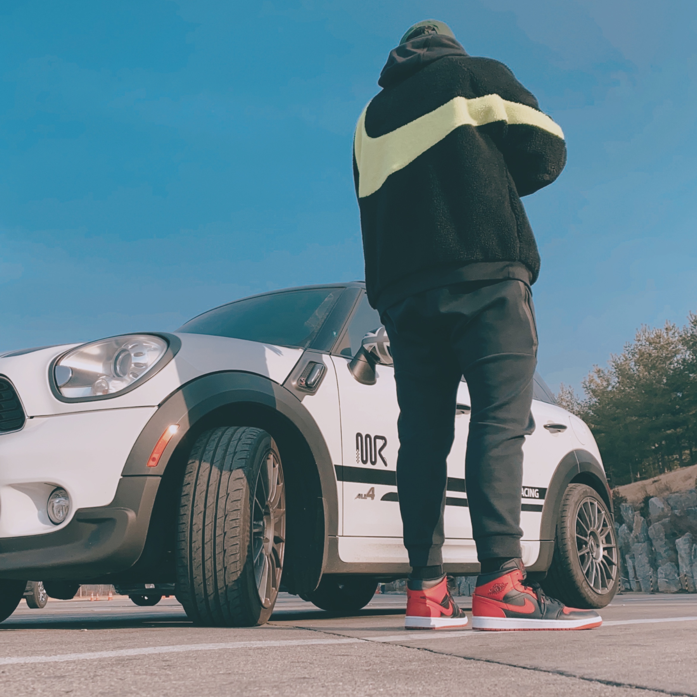 Nike Big Swoosh Full Zip Jacket Black Volt, Jordan 1 Mid Bred Banned 2020 착용 스타일