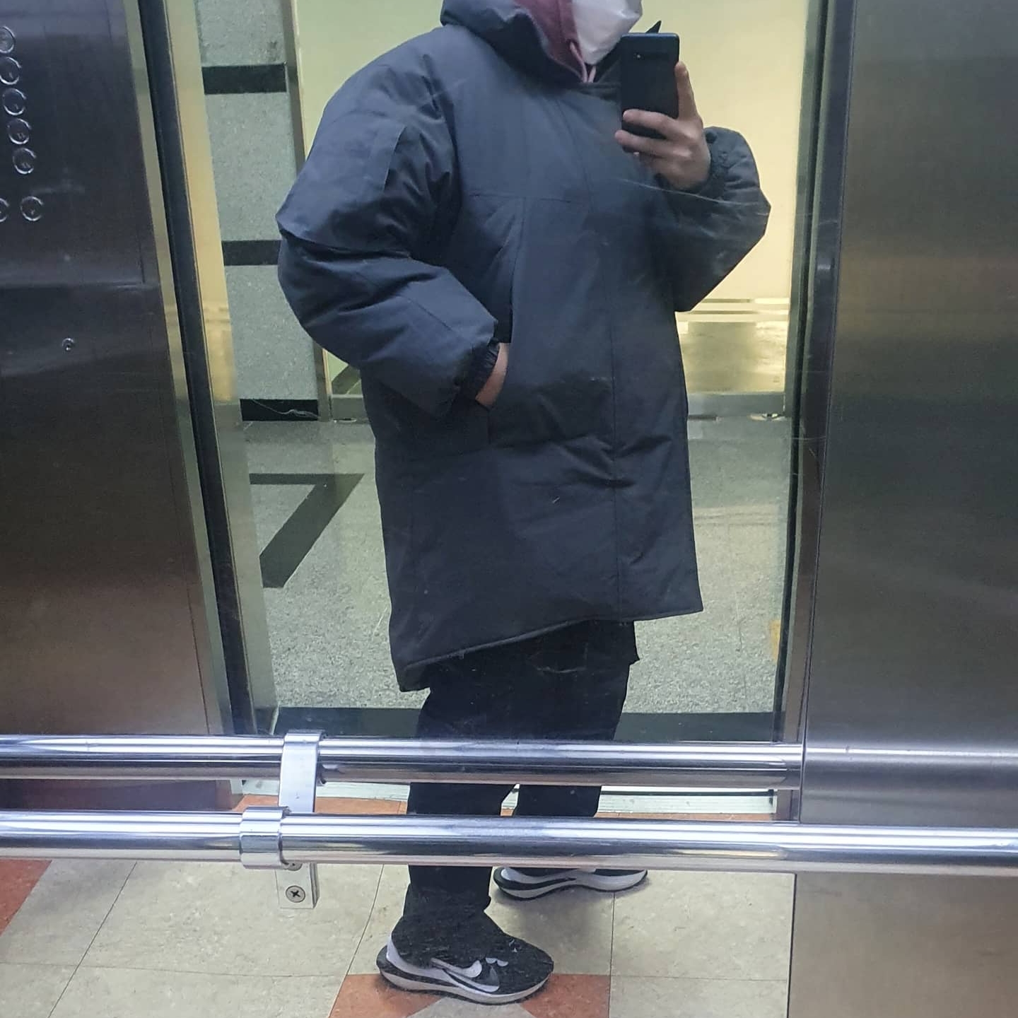 Nike x Sacai VaporWaffle Black White 착용 스타일