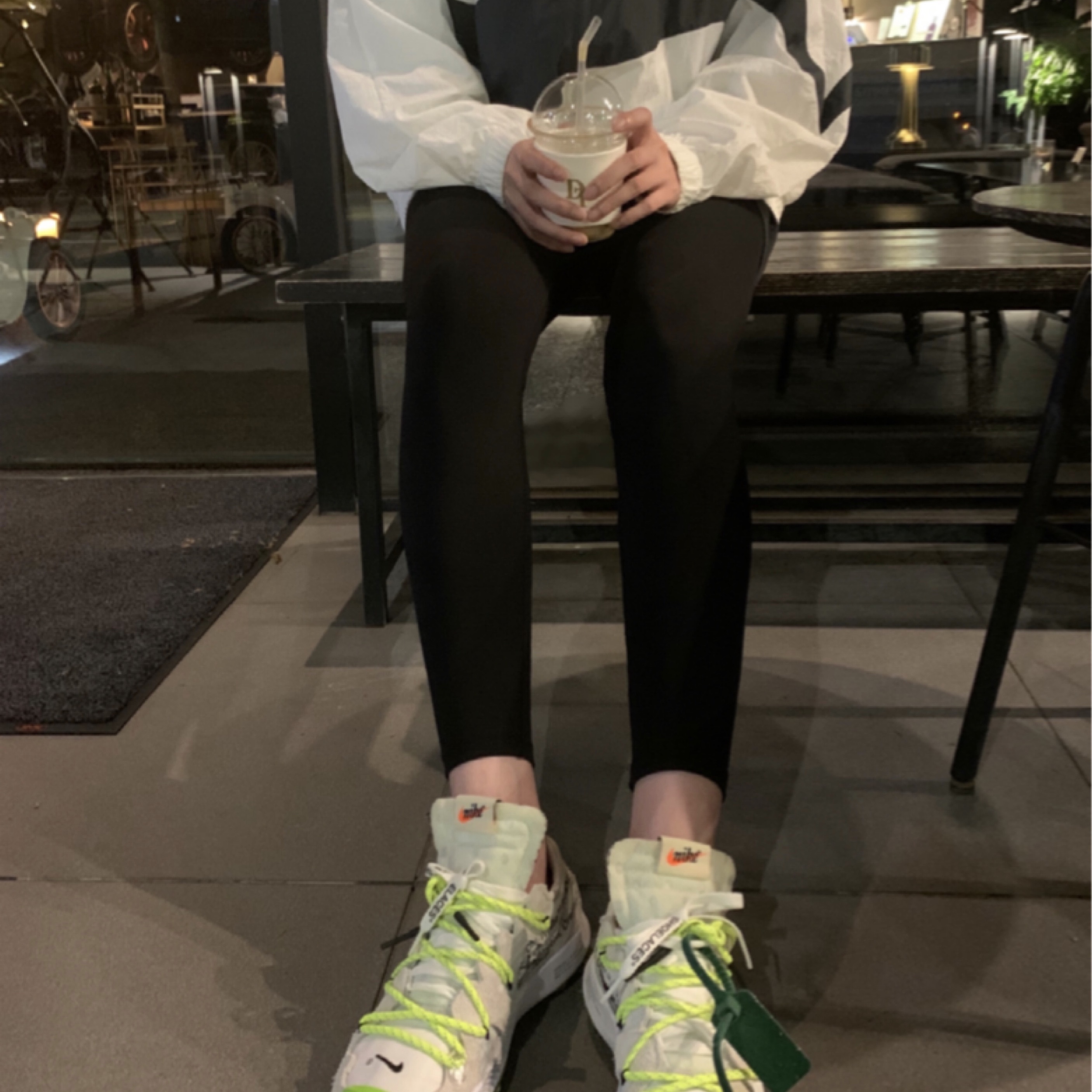 (W) Nike x Off-White Zoom Terra Kiger 5 White 착용 스타일
