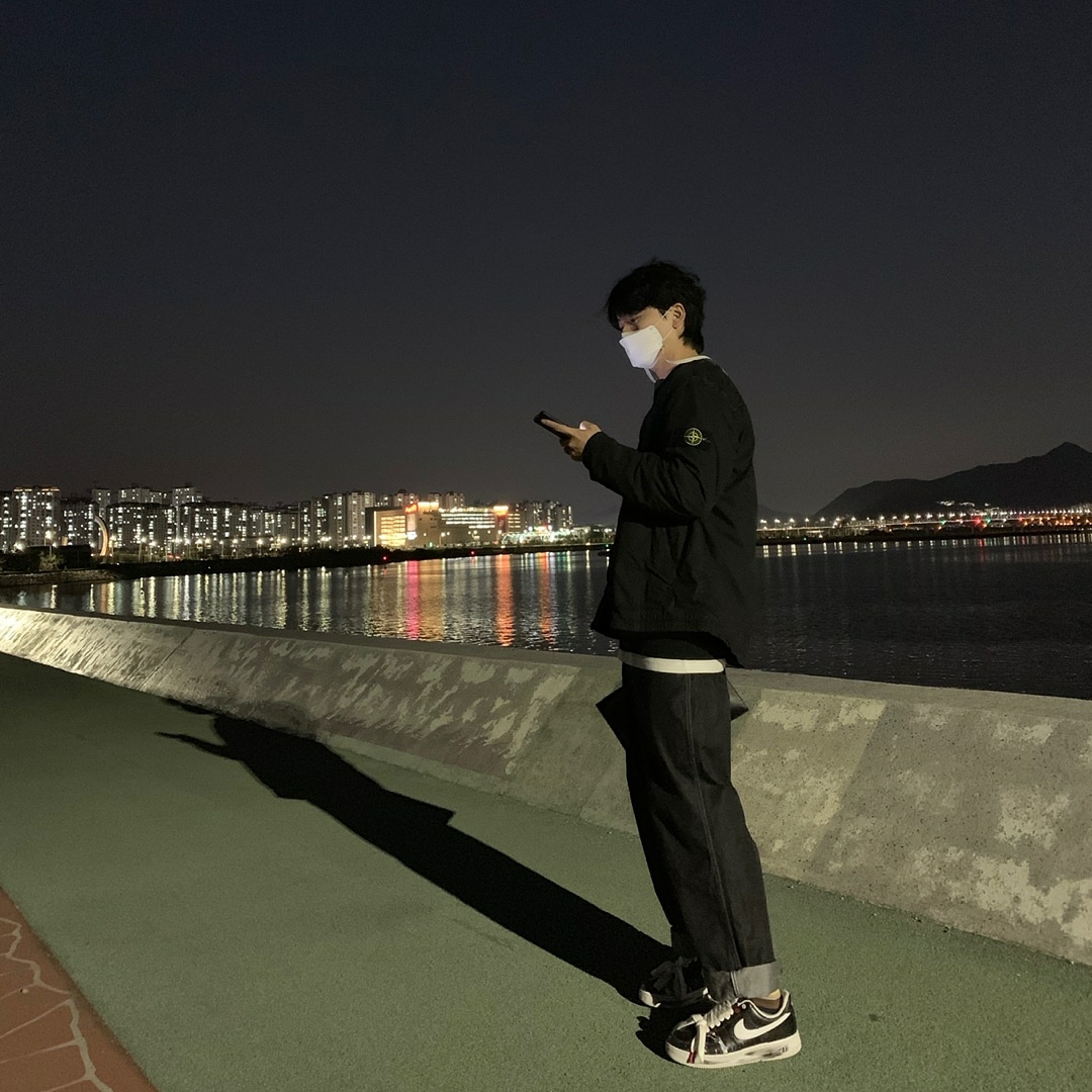 Nike x Peaceminusone Air Force 1 Low Para-Noise 착용 스타일