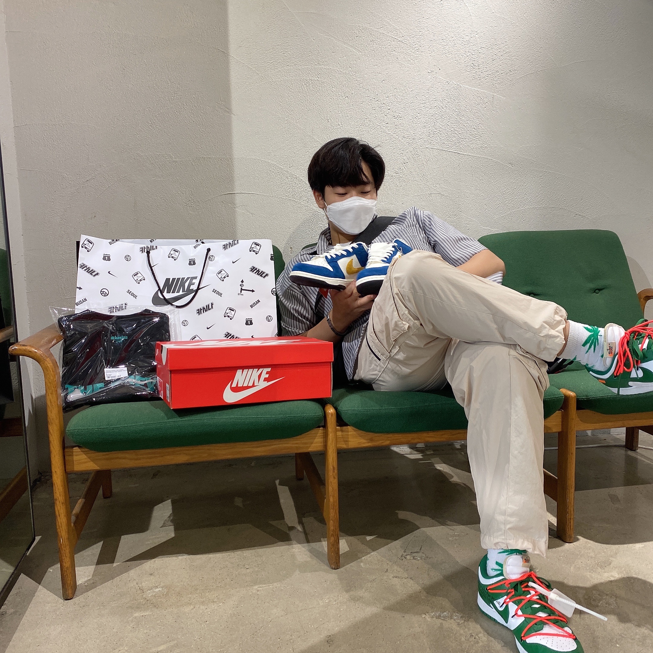 Nike x Kasina Dunk Low 80's Bus, Nike x Off-White Dunk Low Pine Green 착용 스타일 - 1