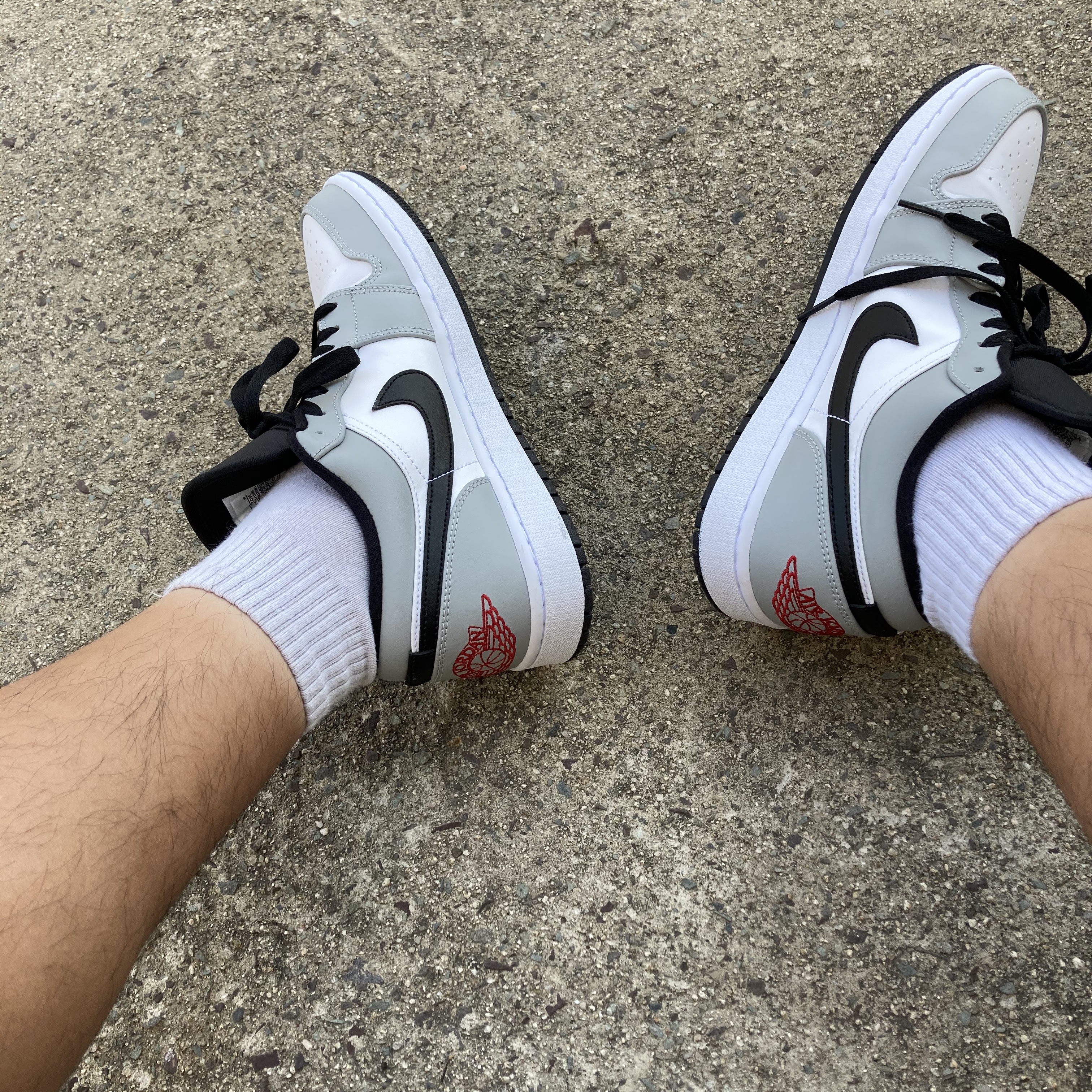Jordan 1 Low Light Smoke Grey 착용 스타일