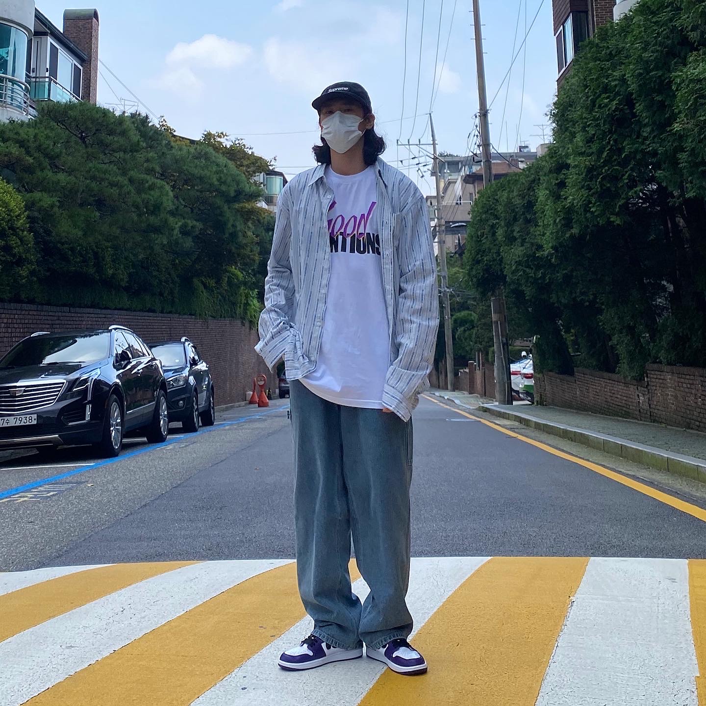 Jordan 1 Retro High OG Court Purple 2020, Supreme Dry Wax Cotton Camp Cap Black - 20FW 착용 스타일 - 2