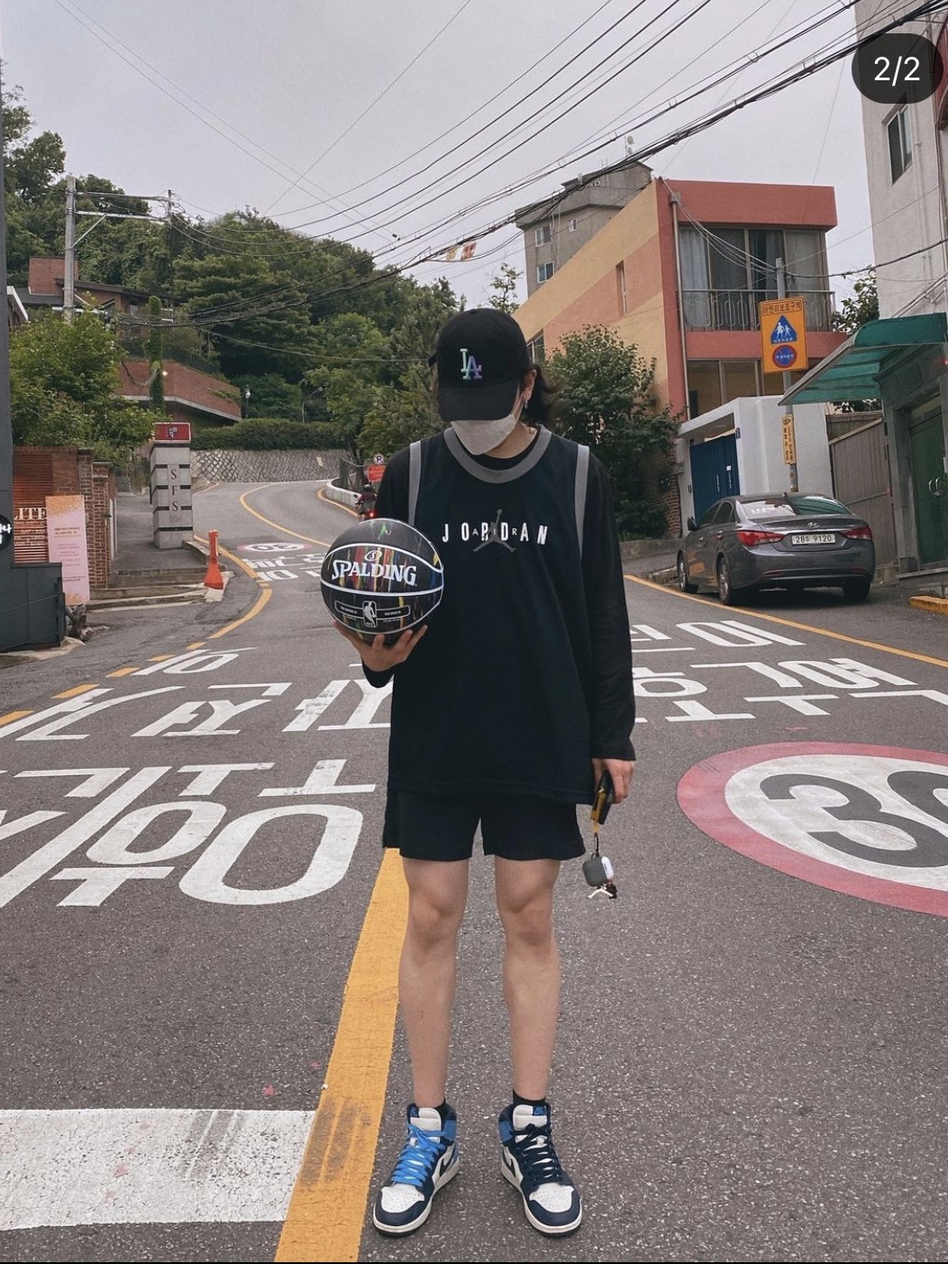 Jordan 1 Retro High Obsidian UNC 착용 스타일 - 2