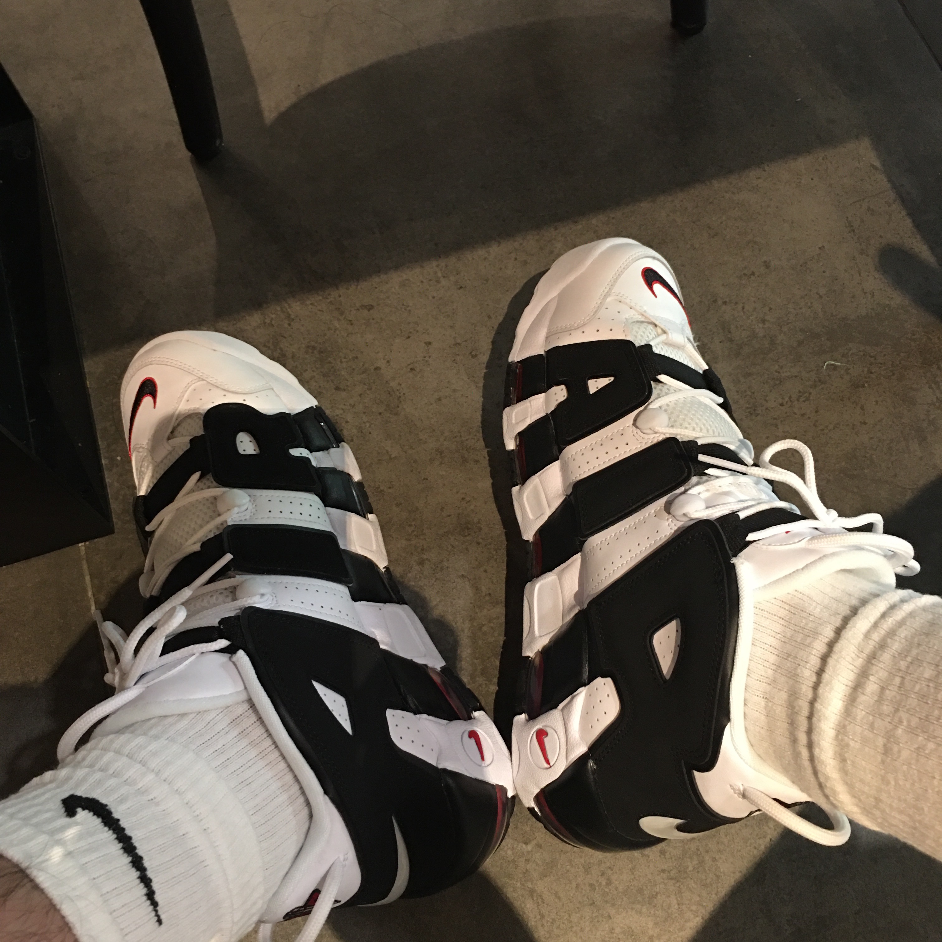 Nike Air More Uptempo Scottie Pippen 착용 스타일