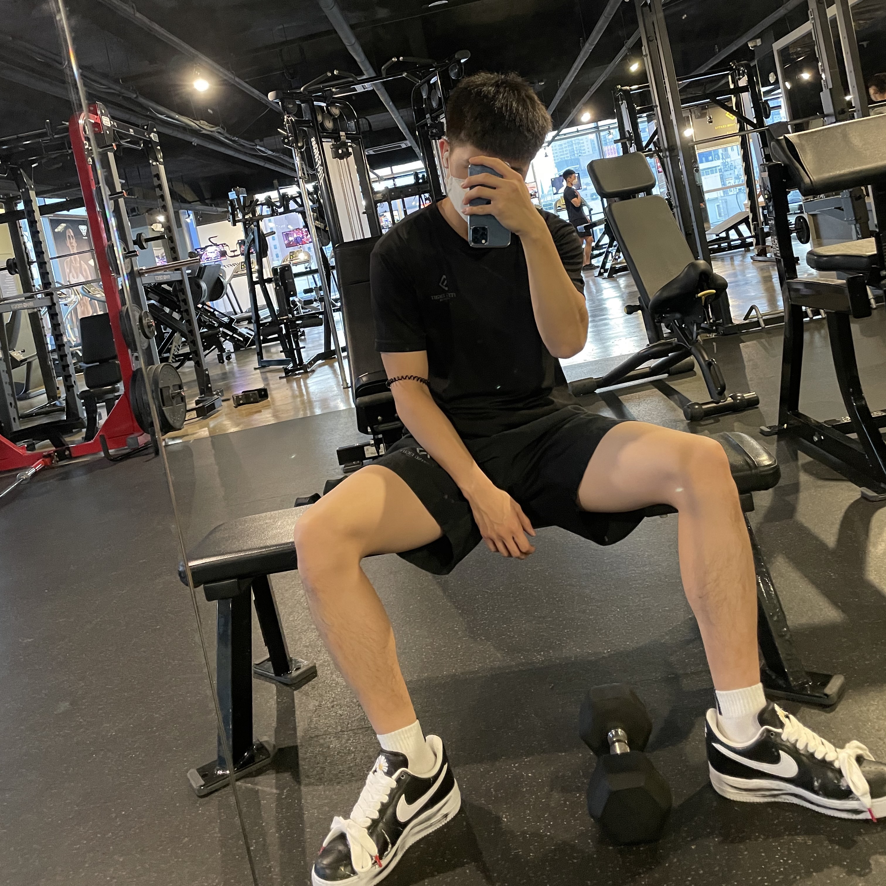 Nike x Peaceminusone Air Force 1 Low Para-Noise 착용 스타일