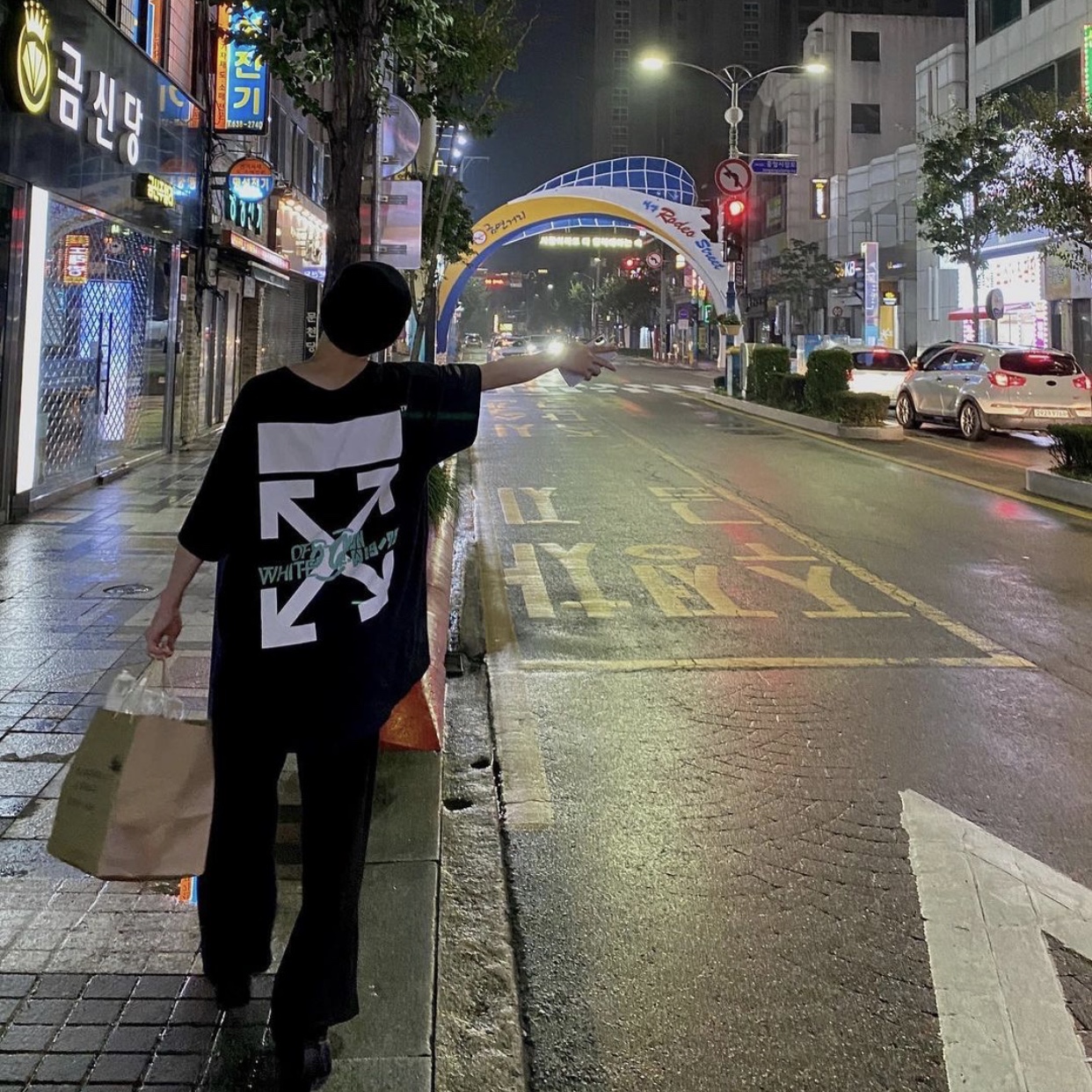 Nike x Off-White Air Max 90 V2 Black White 착용 스타일