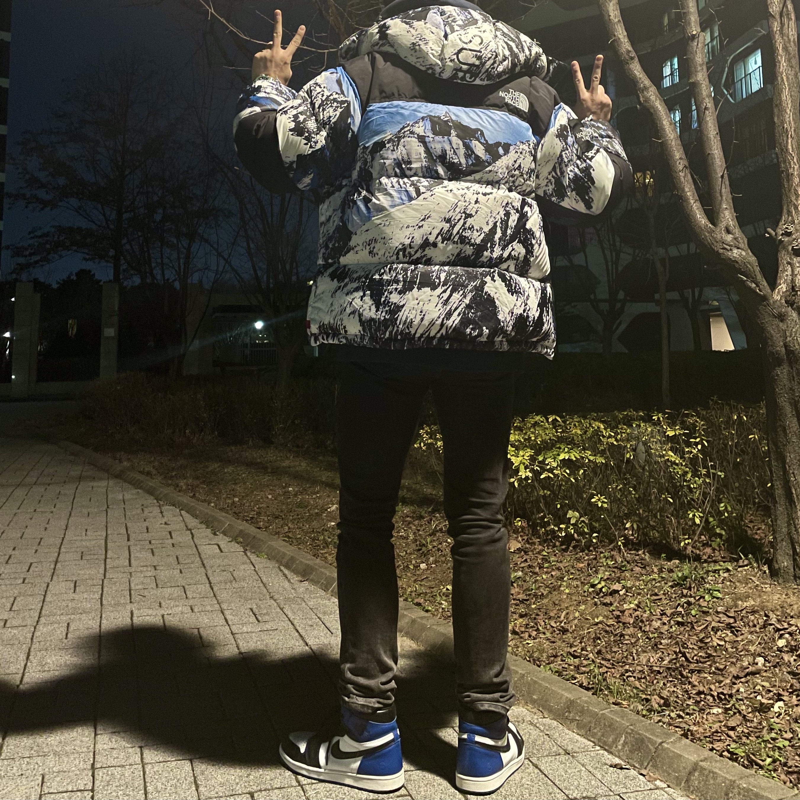 Jordan 1 x Fragment Retro High OG 착용 스타일