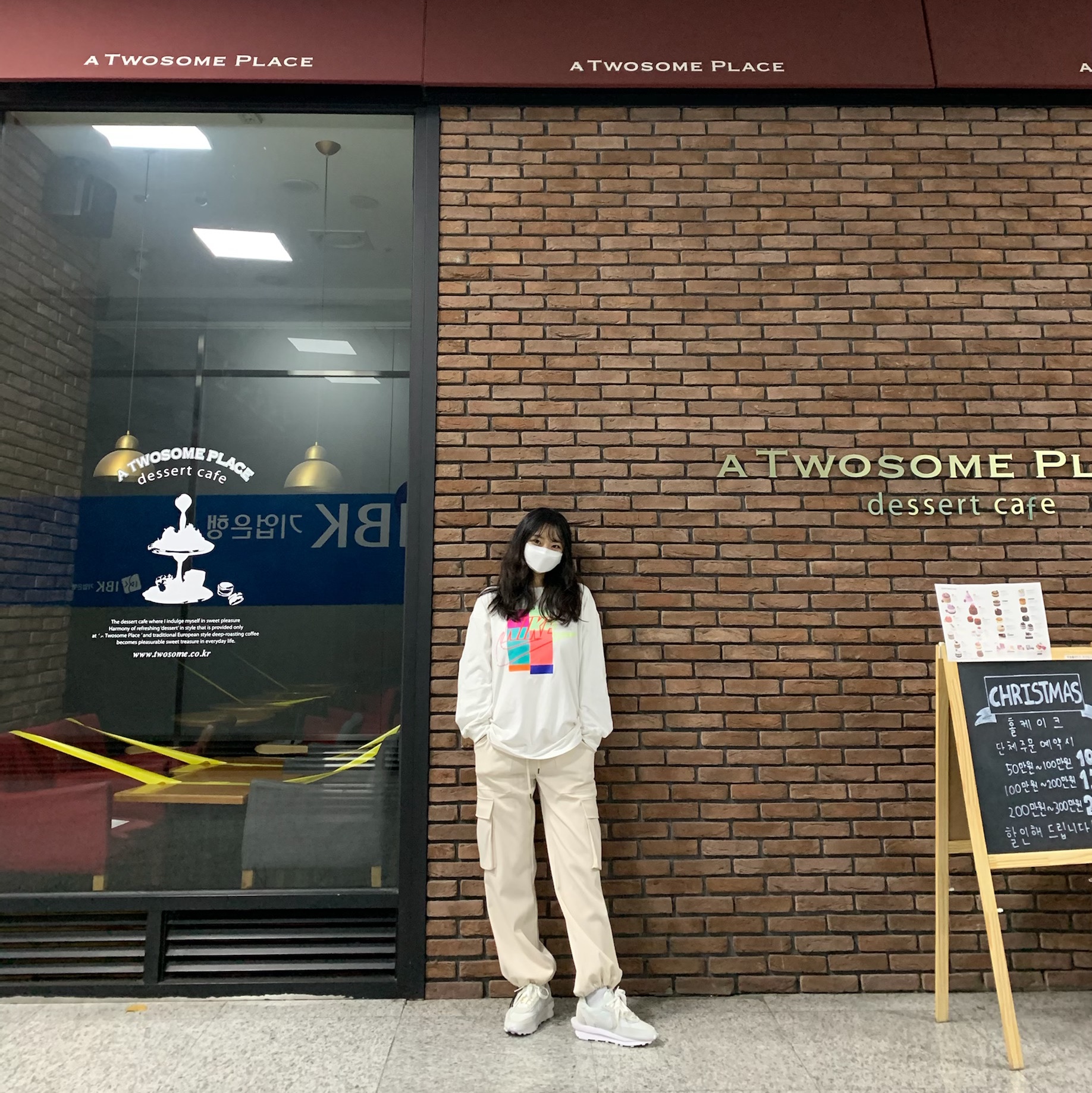 Nike x Sacai LDWaffle White Nylon 착용 스타일