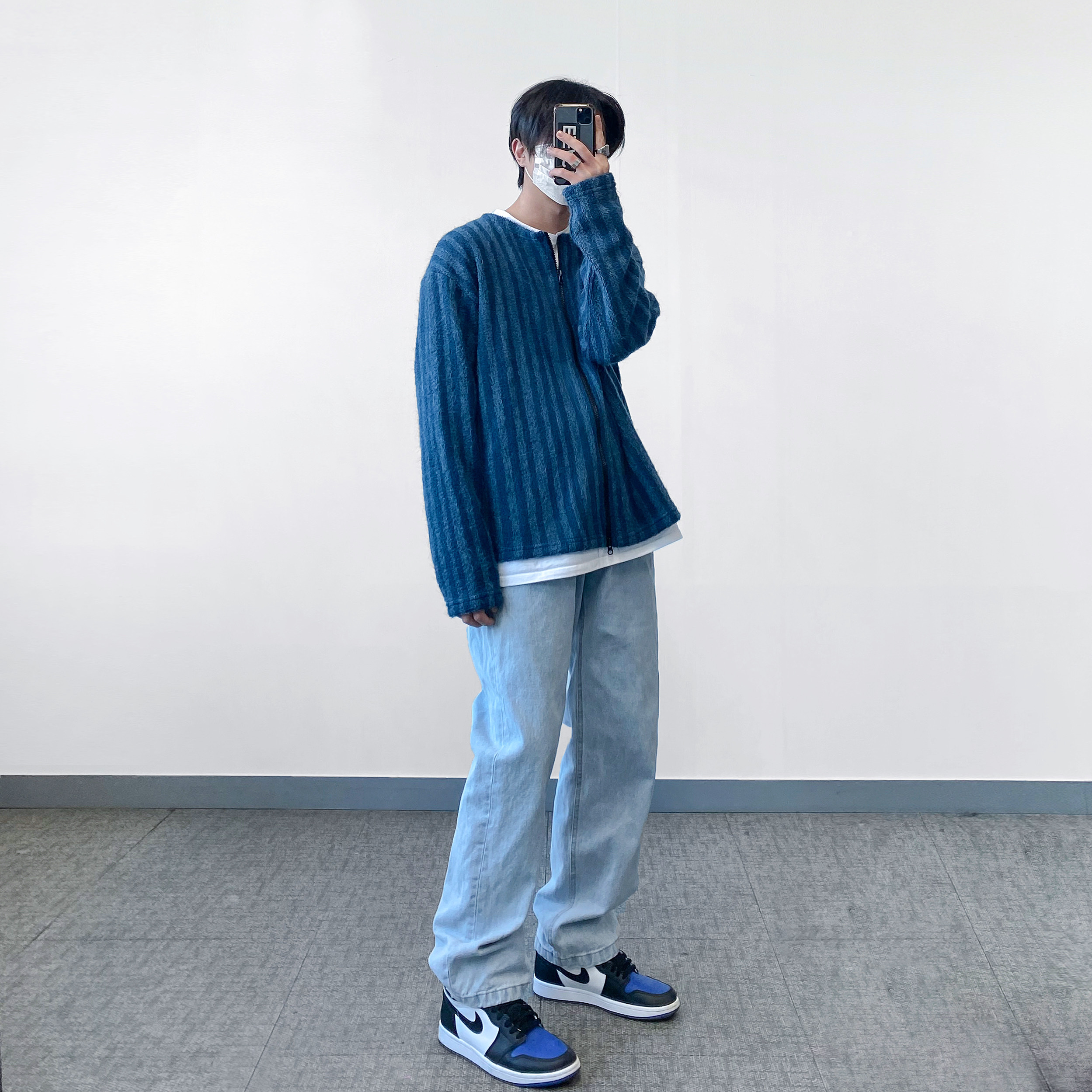 Jordan 1 Retro High OG Royal Toe 착용 스타일