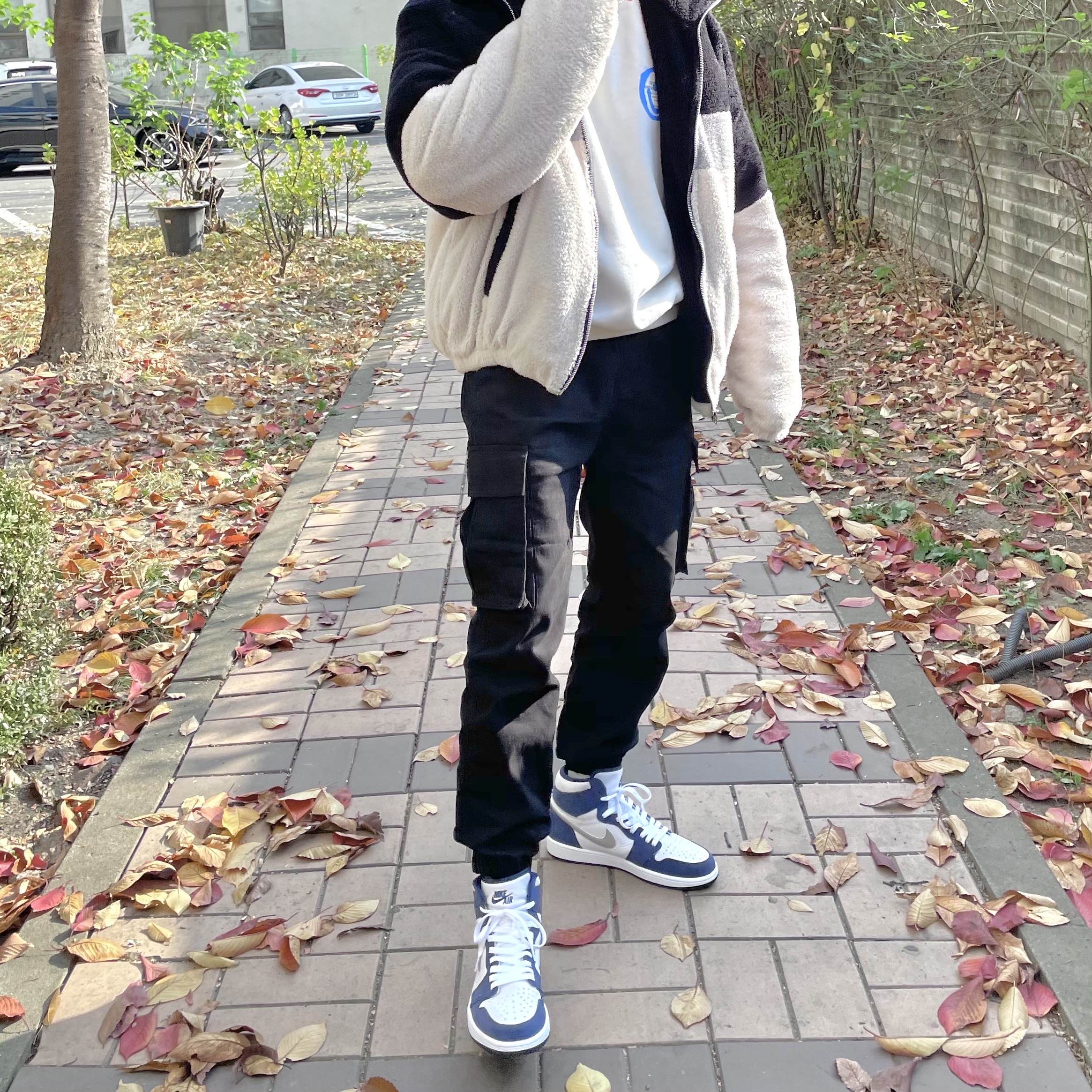 Jordan 1 Retro High OG CO.JP Midnight Navy 착용 스타일 - 1