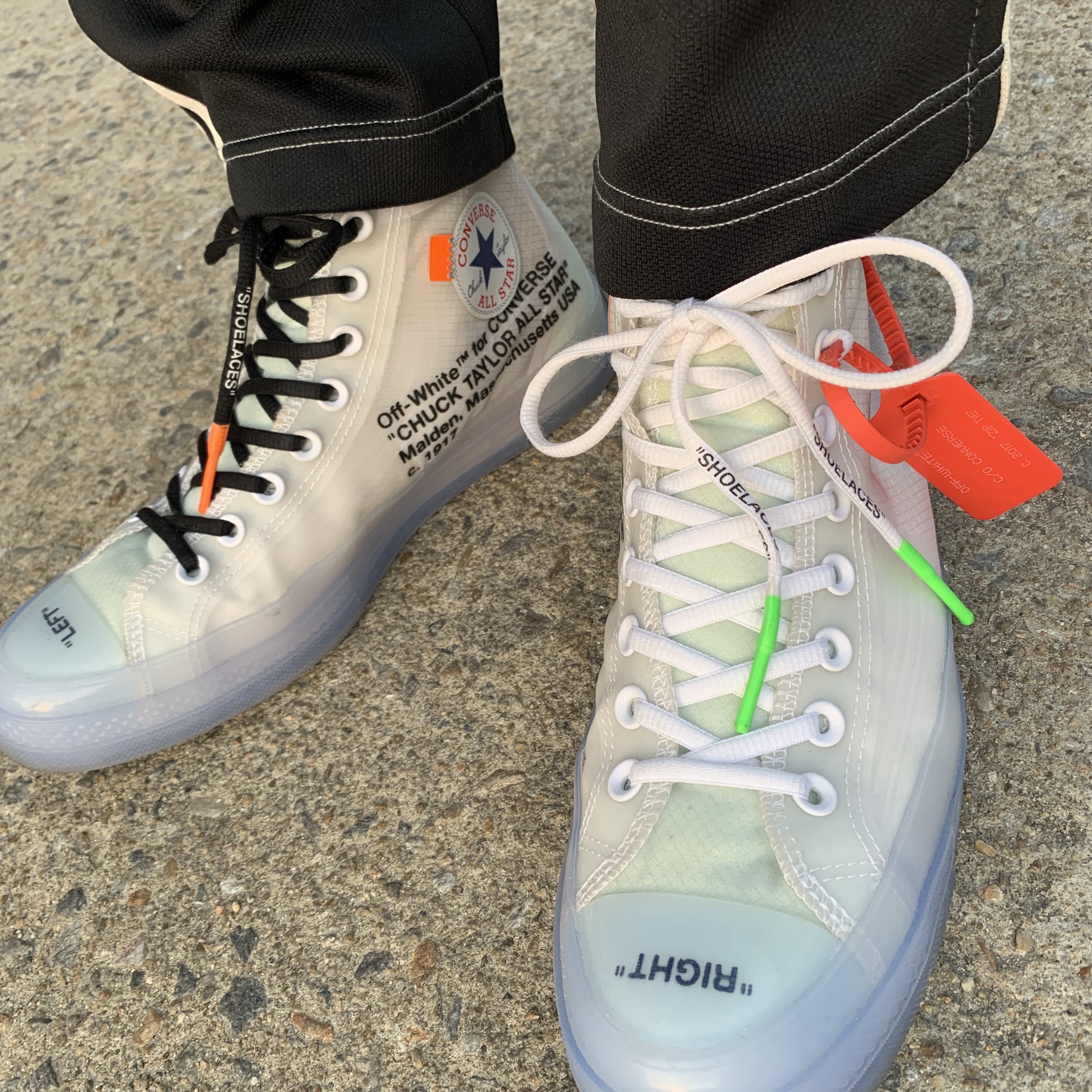 Converse x Off-White Chuck 70 High The Ten 착용 스타일 - 3