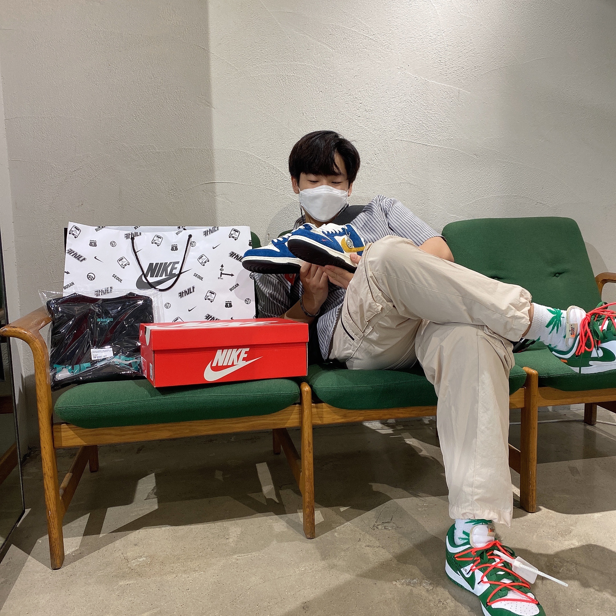 Nike x Kasina Dunk Low 80's Bus, Nike x Off-White Dunk Low Pine Green 착용 스타일 - 2