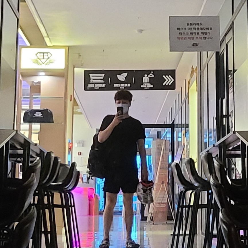 Jordan 6 Retro Tinker 착용 스타일