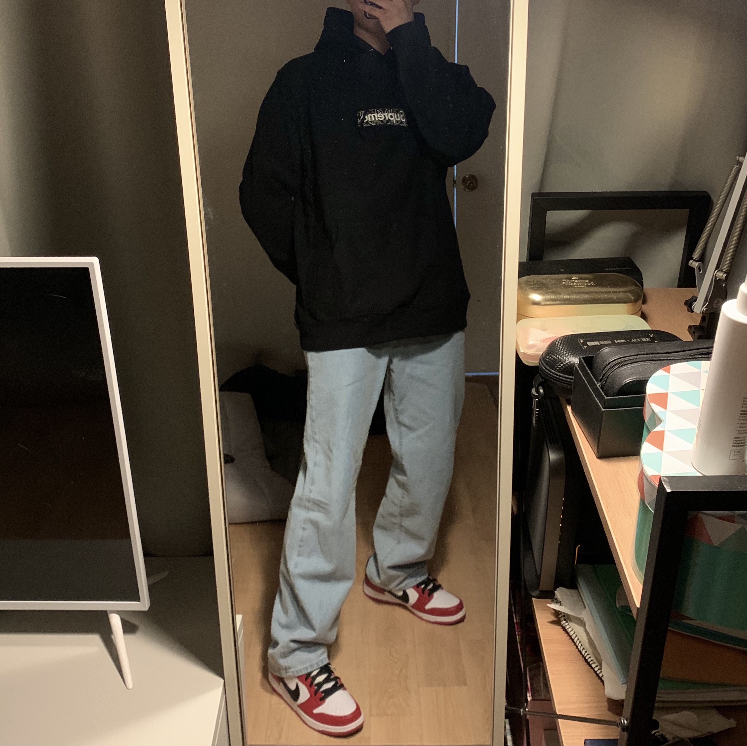 Supreme Bandana Box Logo Hooded Sweatshirt Black - 19FW, Nike SB Dunk Low Pro Chicago 착용 스타일