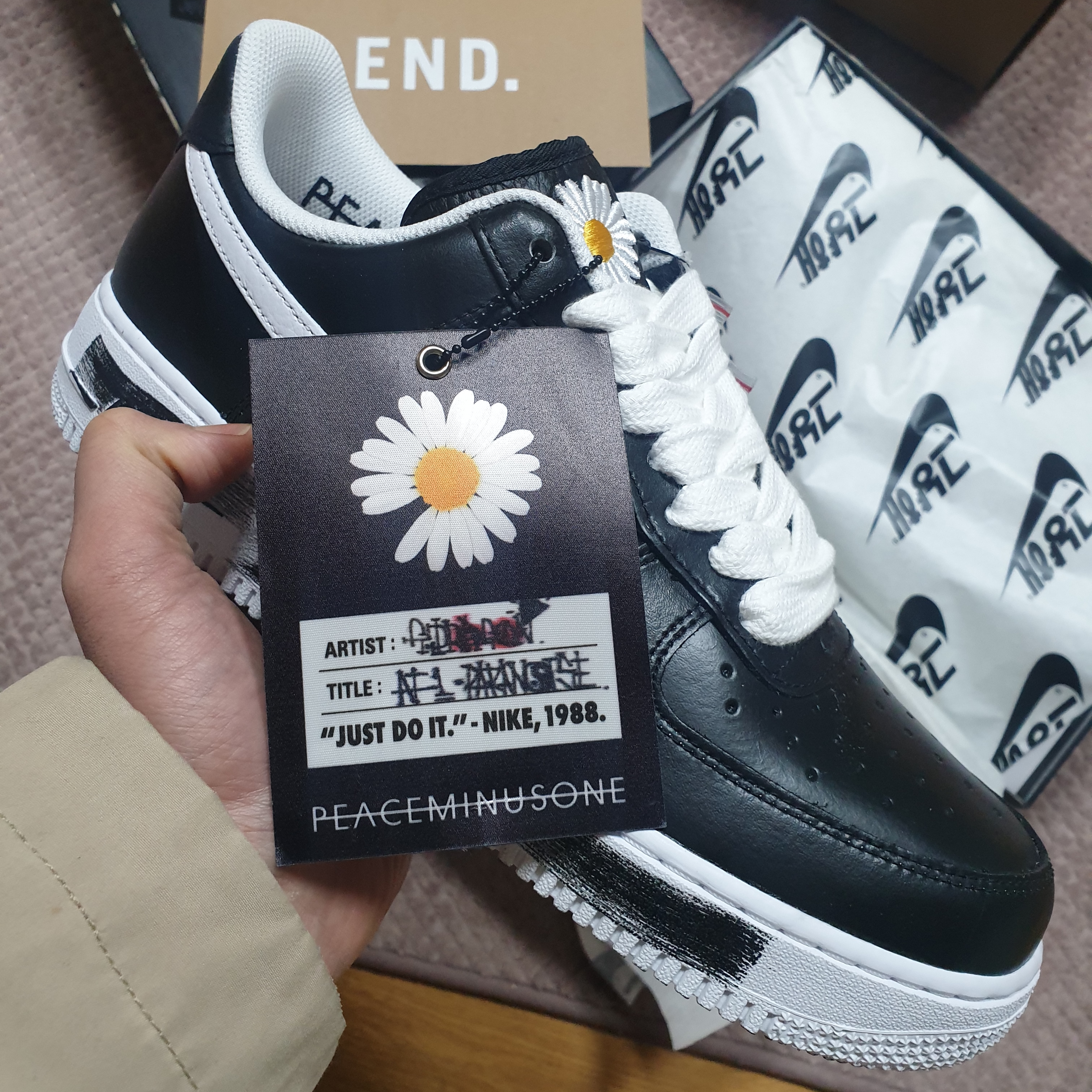 Nike x Peaceminusone Air Force 1 Low Para-Noise 착용 스타일