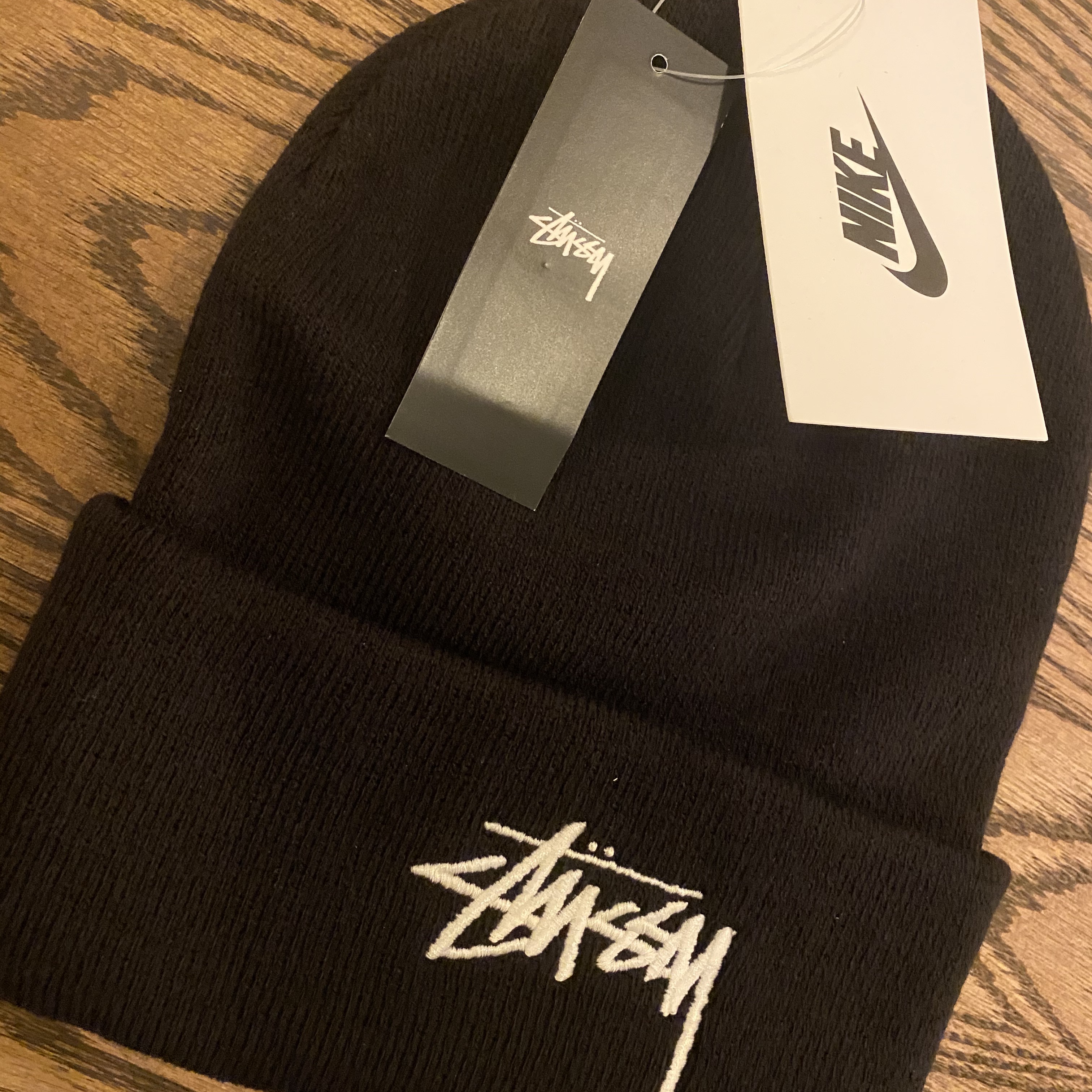 Nike x Stussy Cuff Beanie Black 착용 스타일